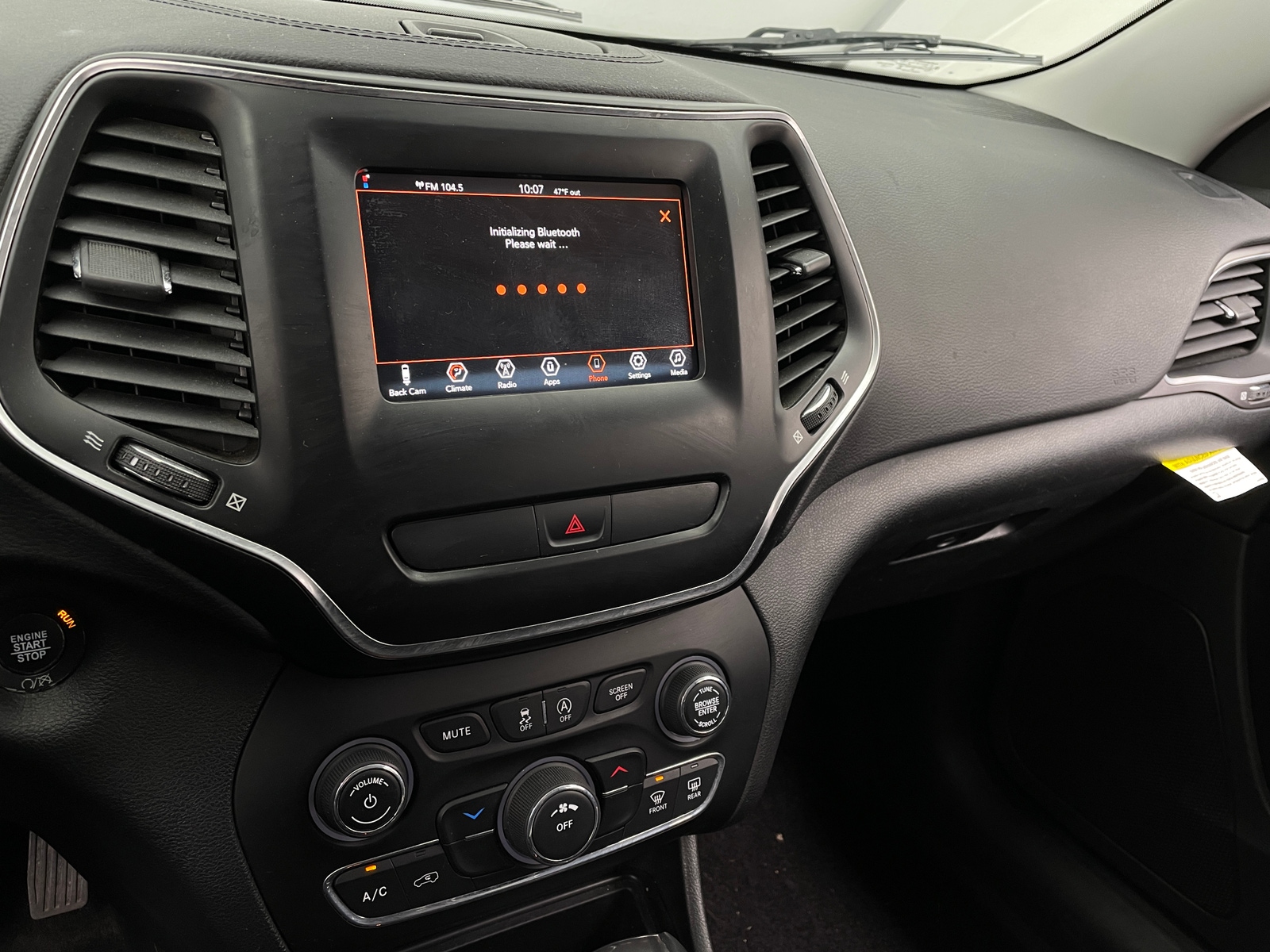 Thumbnail: 2019 Jeep Cherokee - 4