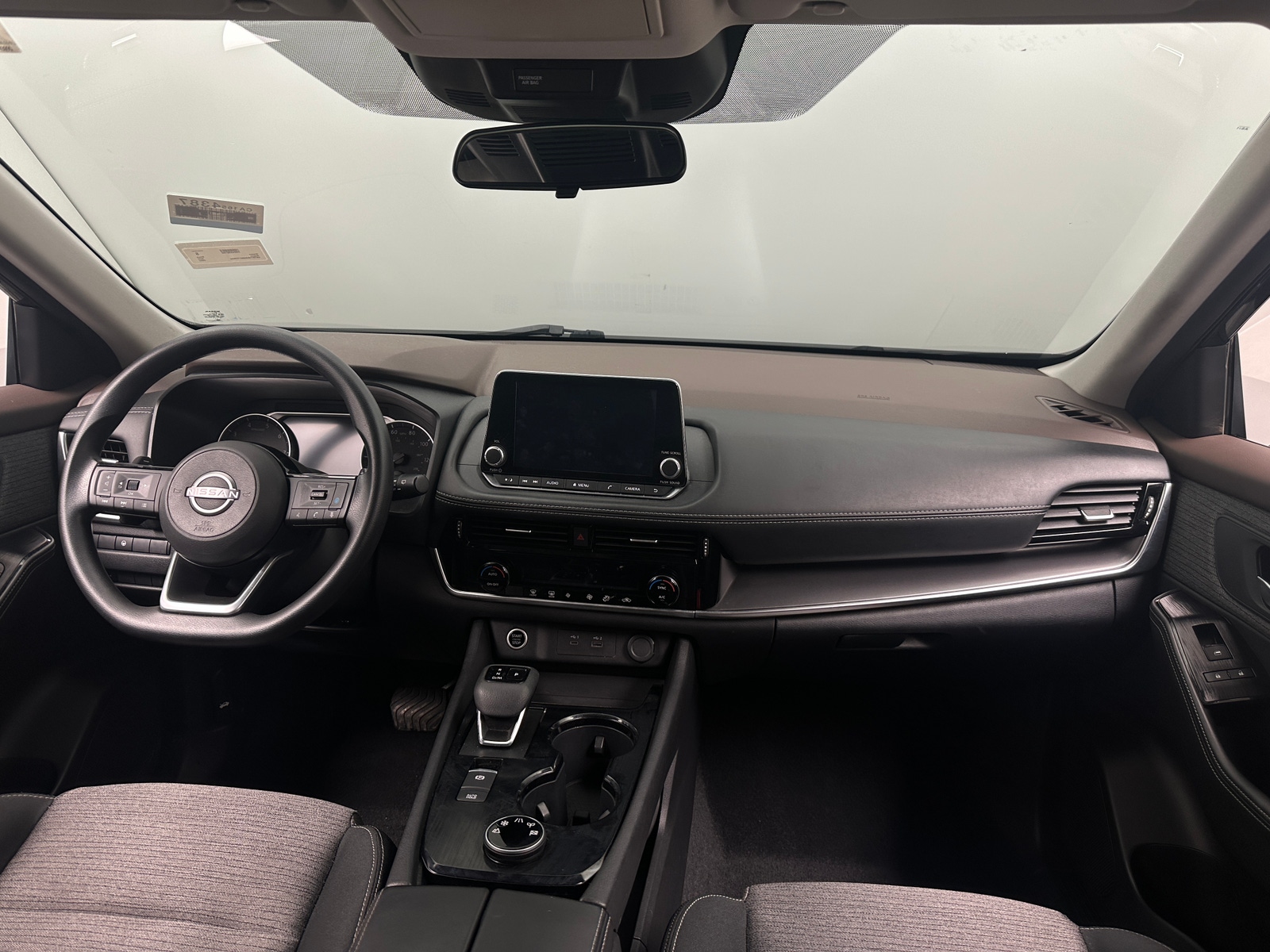 Thumbnail: 2022 Nissan Rogue - 3