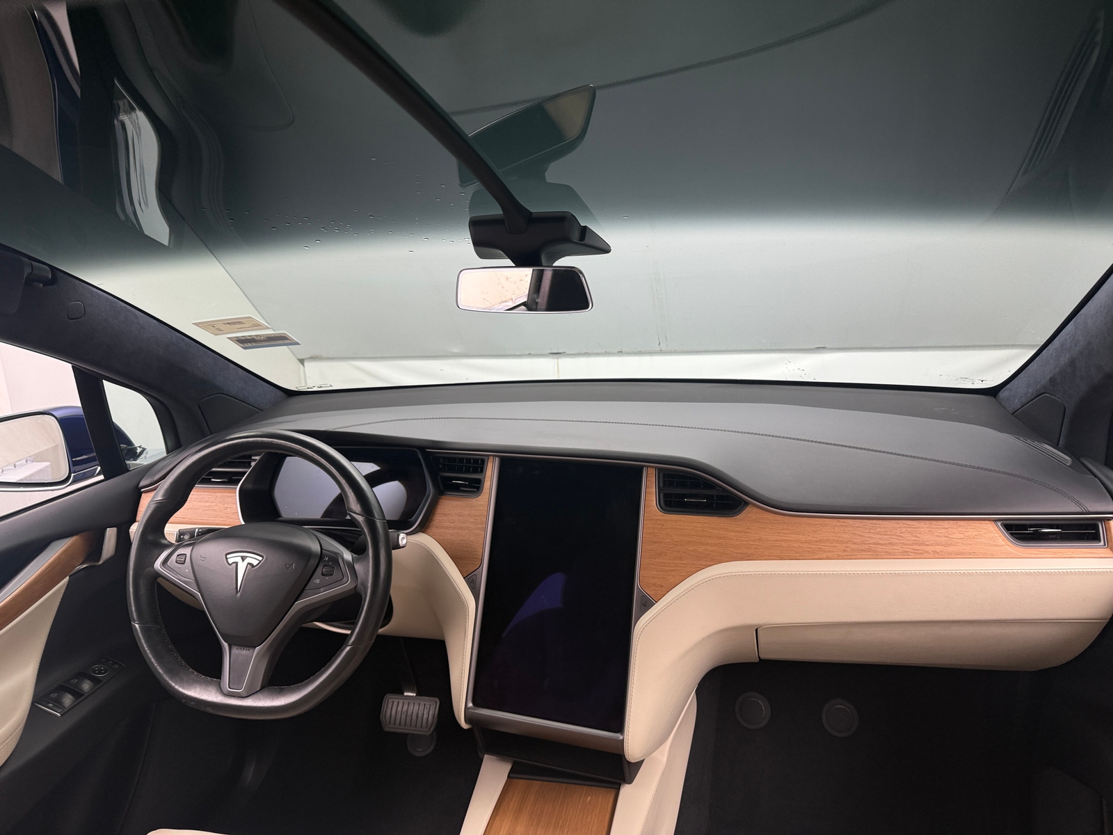 Thumbnail: 2020 Tesla Model X - 2