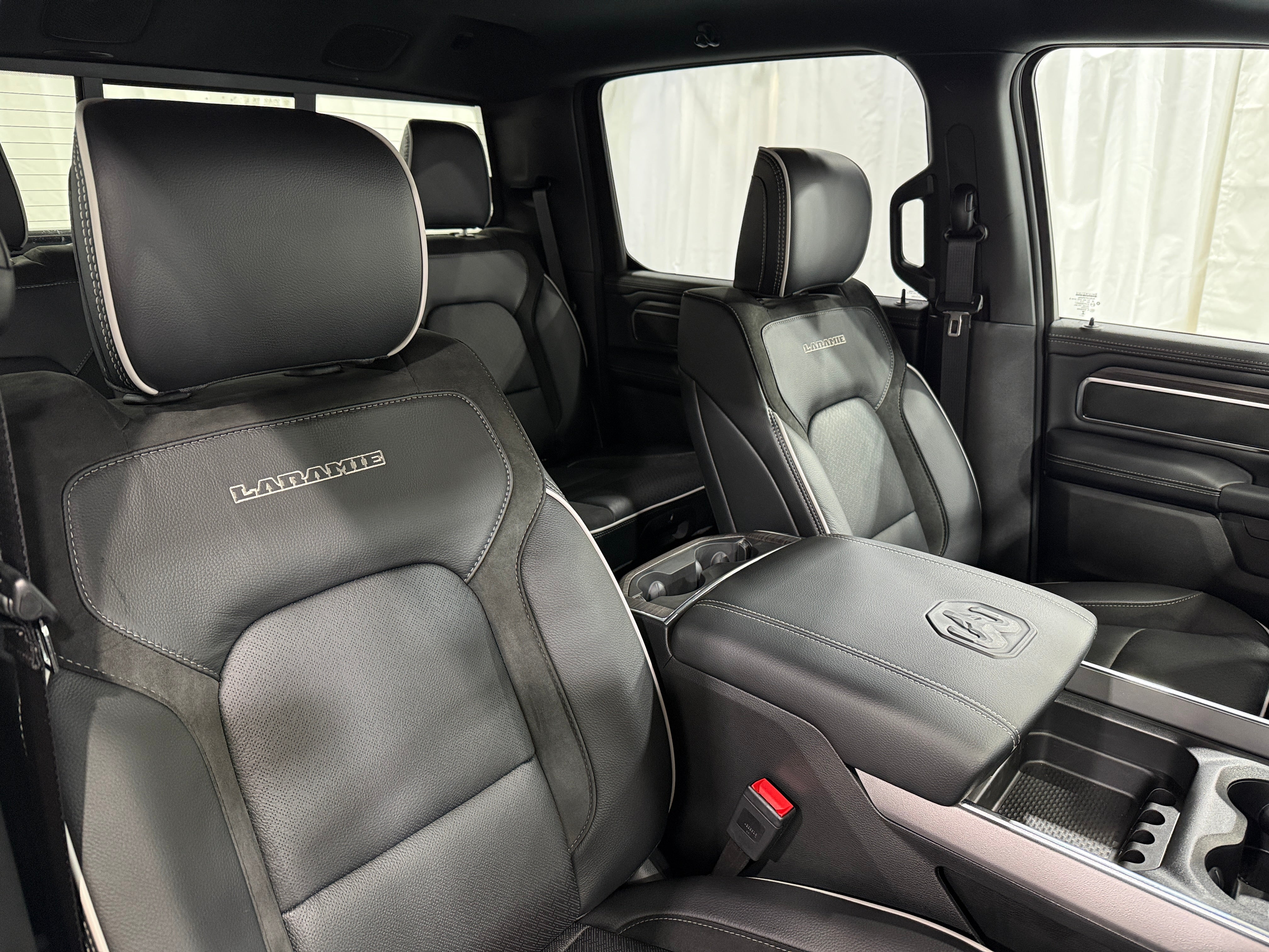2026 RAM 1500 Laramie - Photo 4