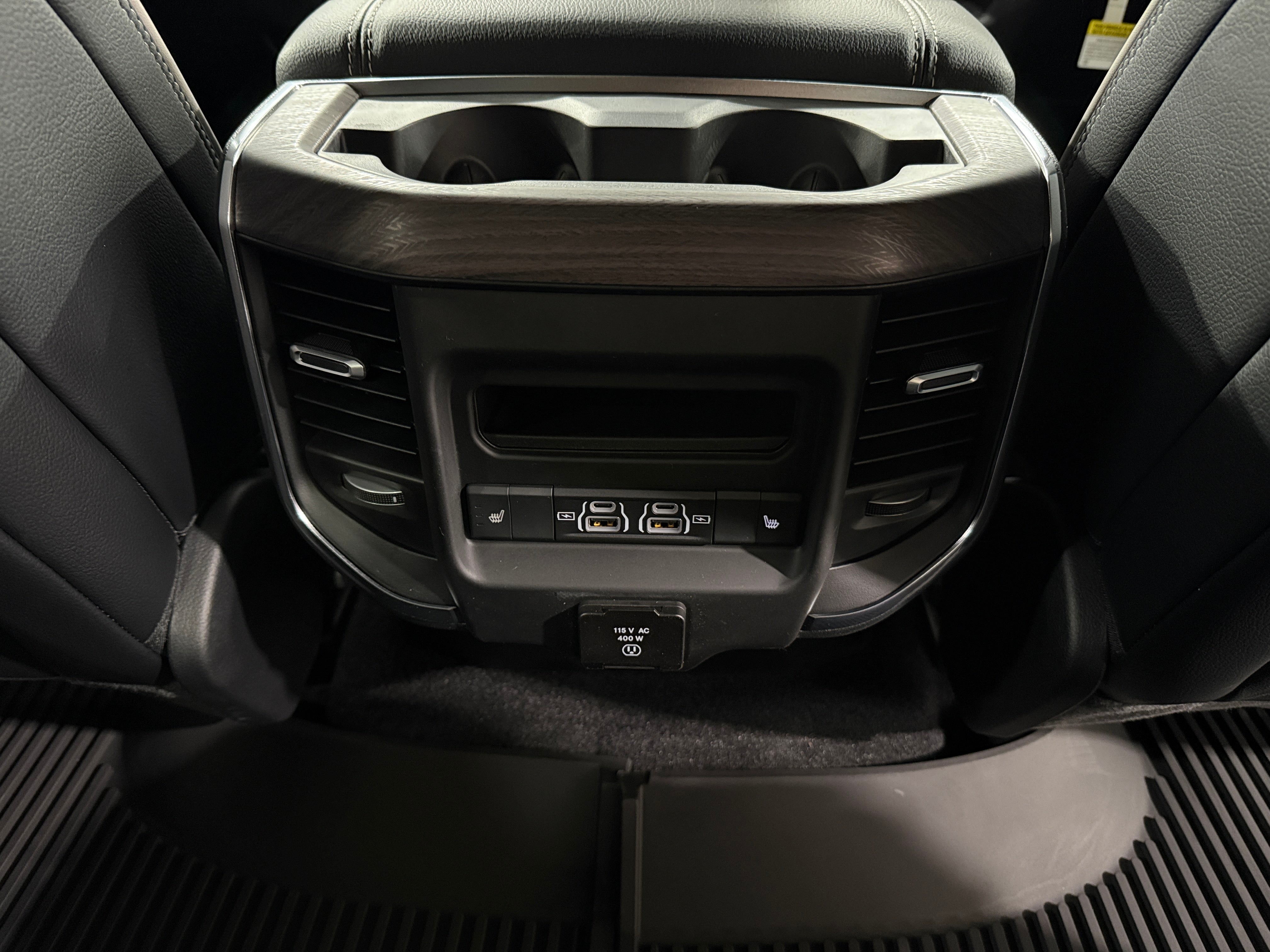 2026 RAM 1500 Laramie - Photo 6