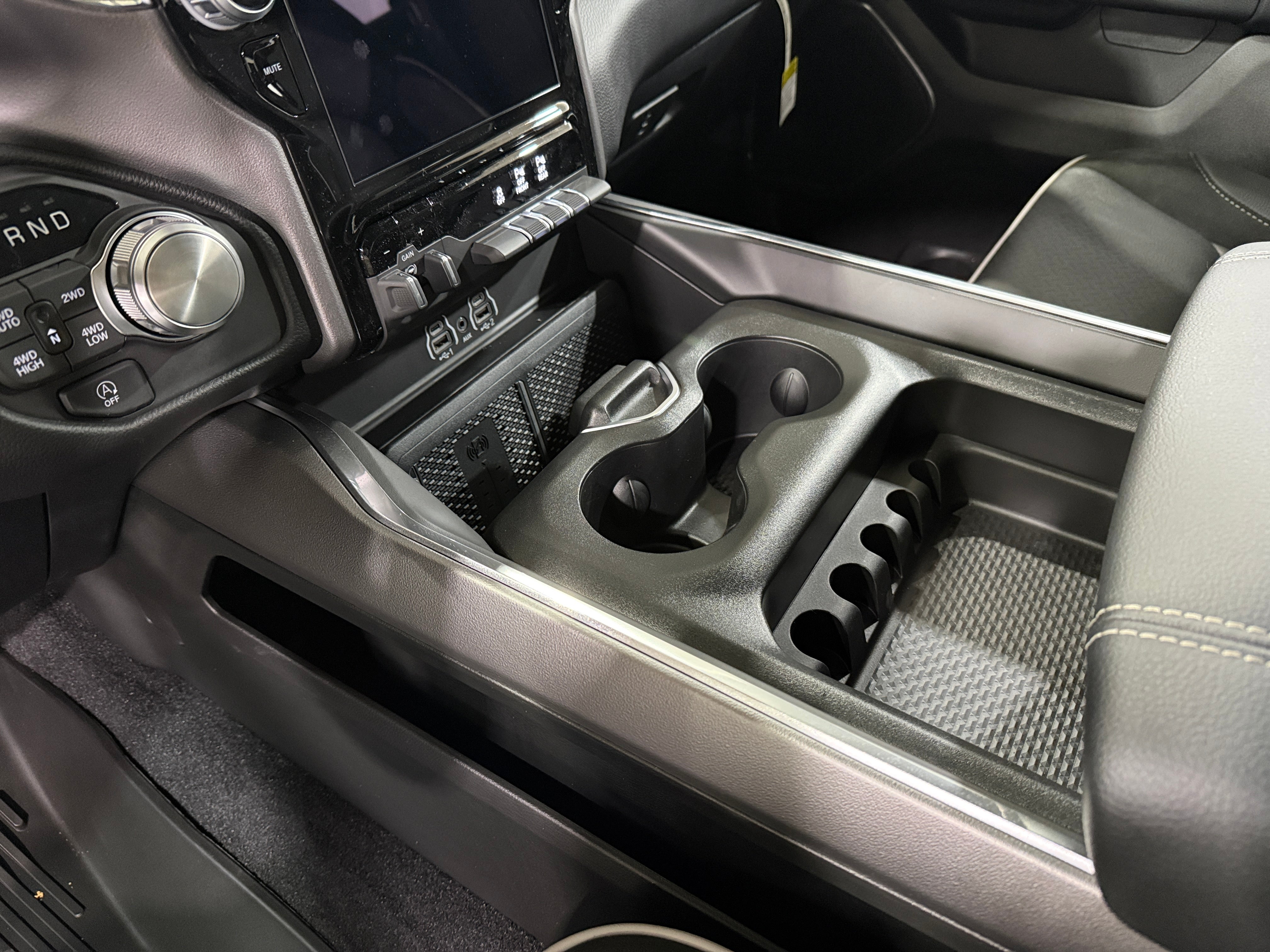 2026 RAM 1500 Laramie - Photo 8