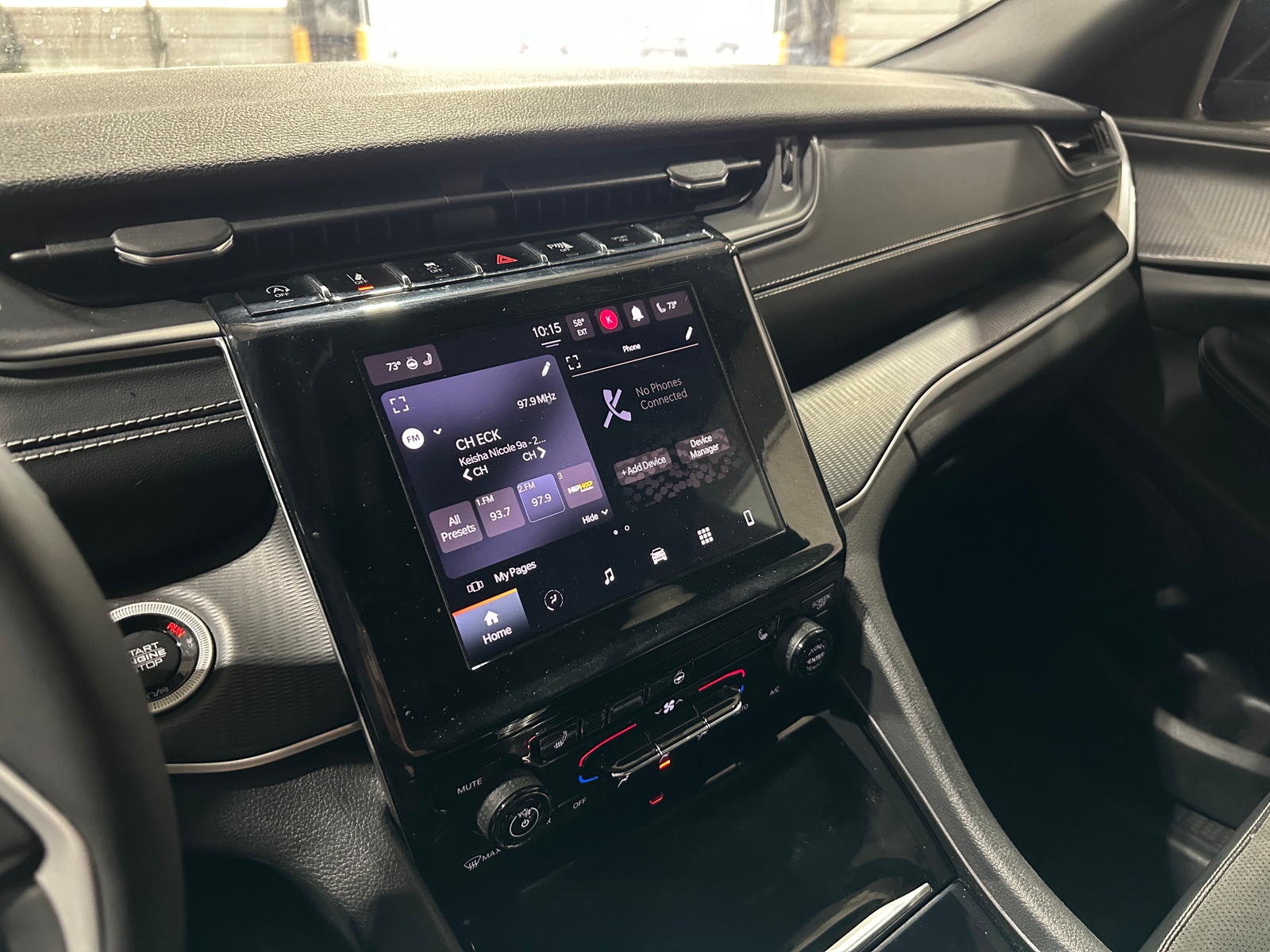 Thumbnail: 2023 Jeep Grand Cherokee L - 3