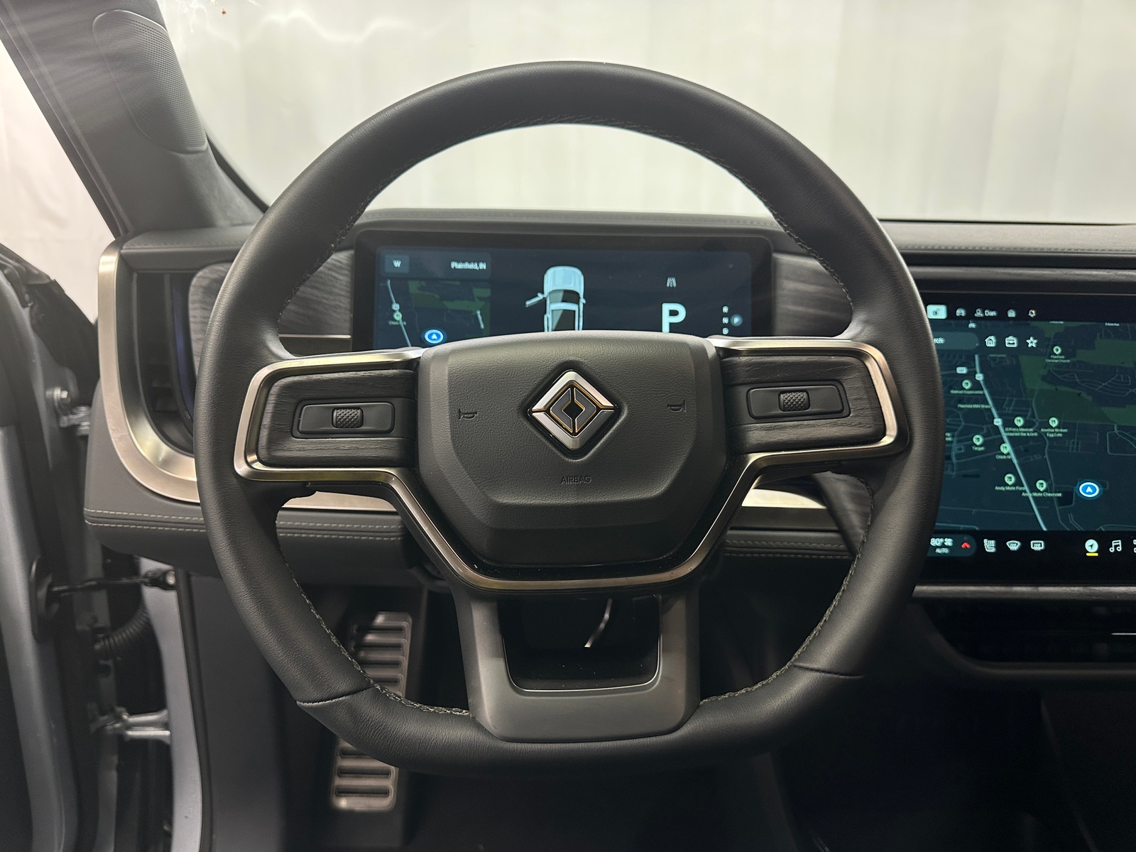 Thumbnail: 2022 Rivian R1T - 4