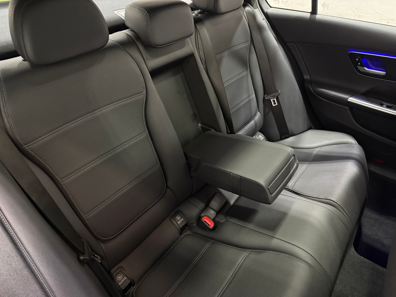 Thumbnail: 2024 Mercedes-Benz C-Class - 5