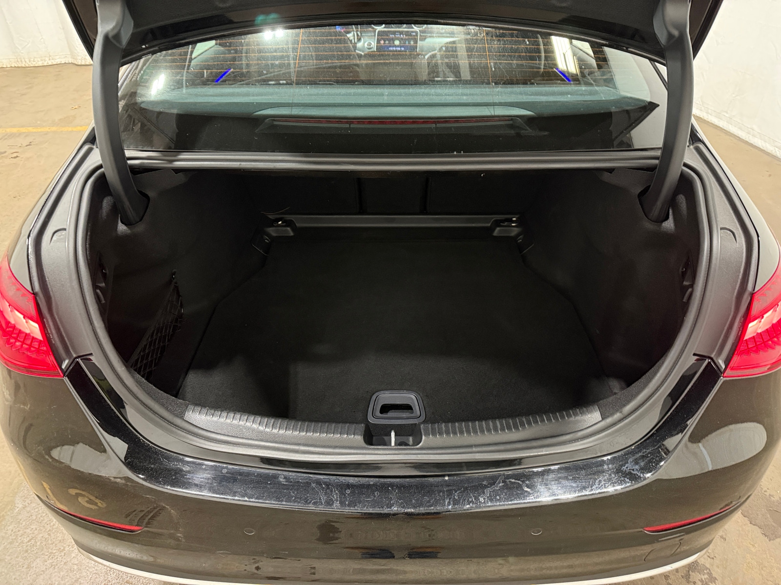 Thumbnail: 2024 Mercedes-Benz C-Class - 6