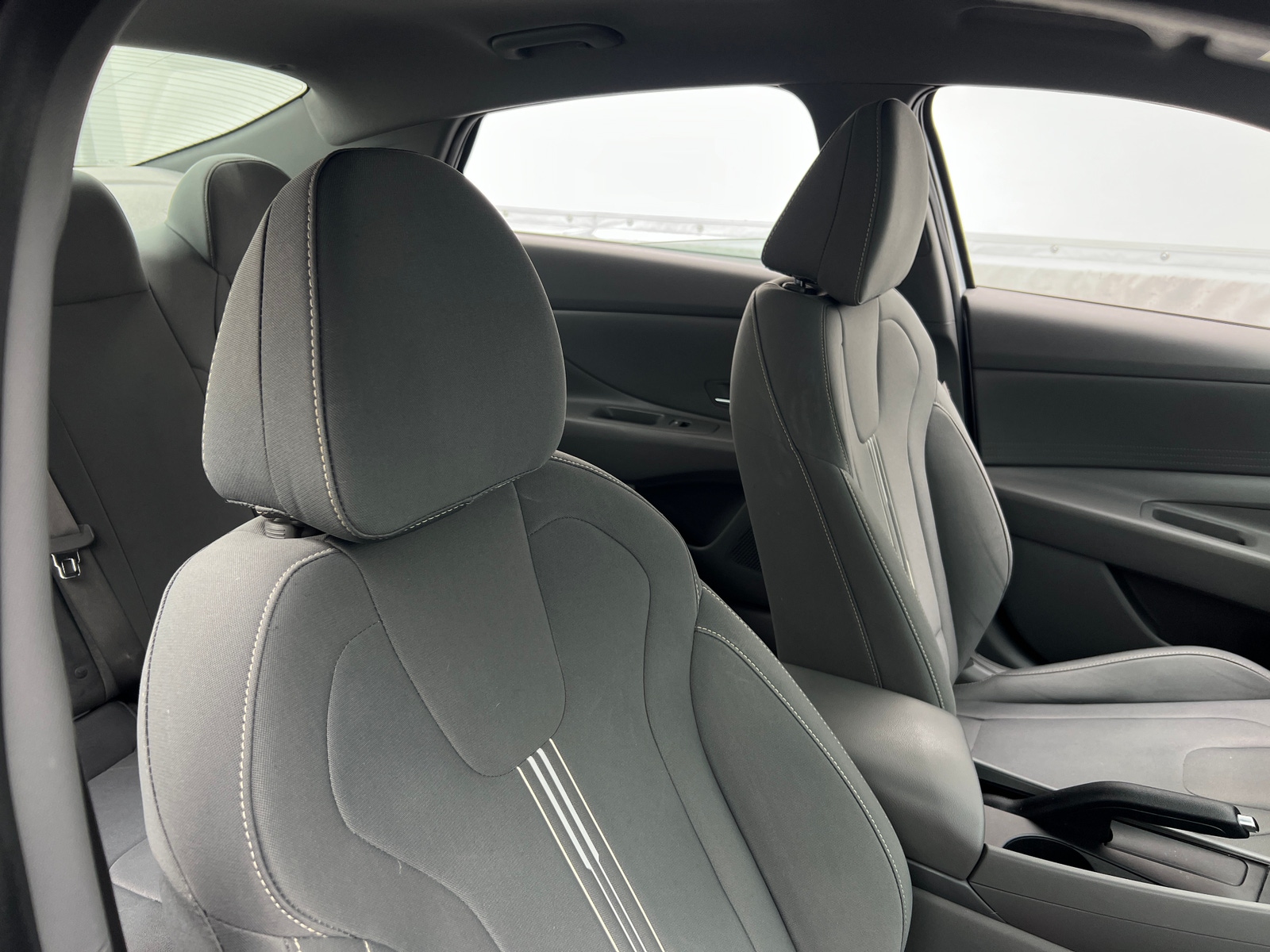 Thumbnail: 2022 Hyundai Elantra - 2