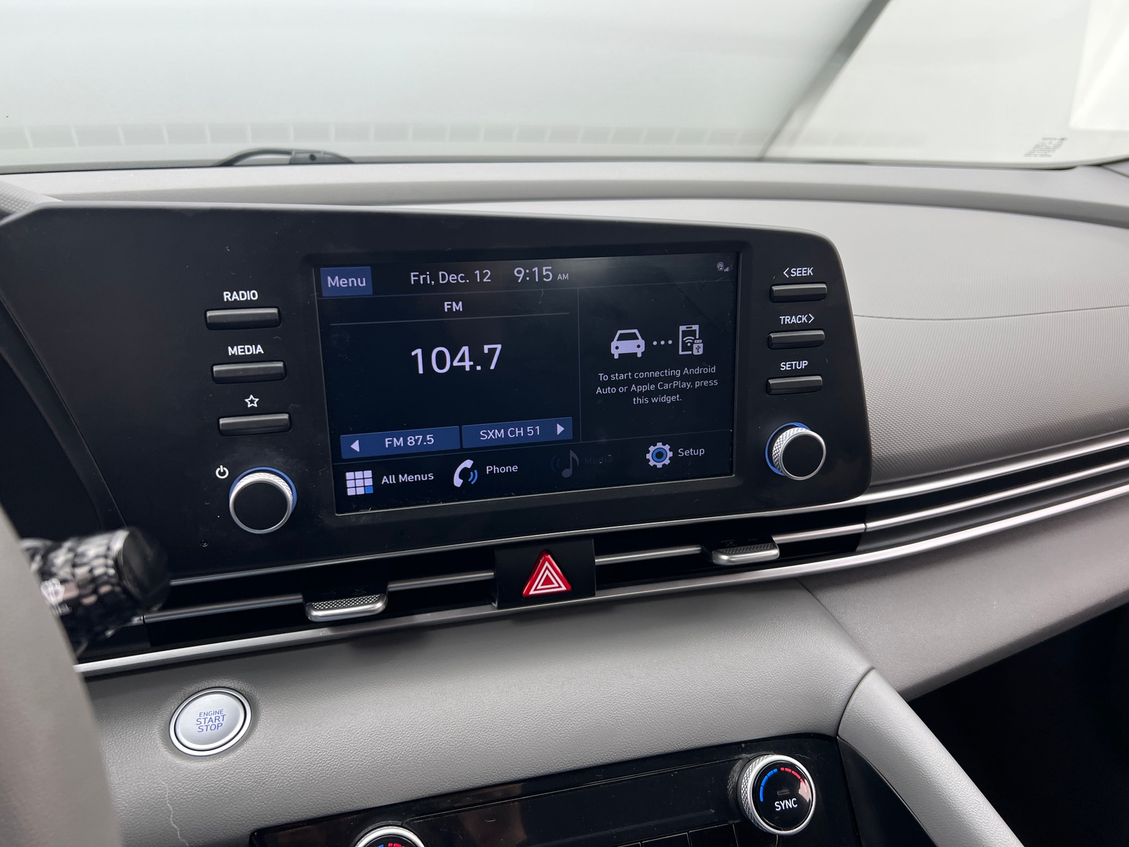 Thumbnail: 2022 Hyundai Elantra - 4