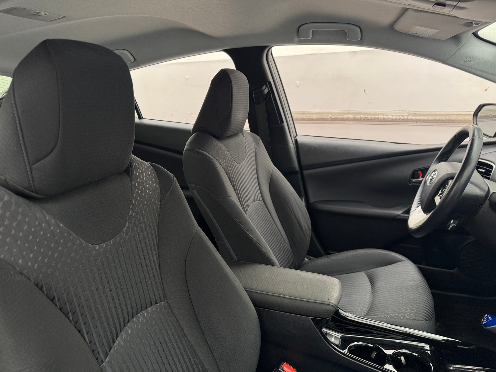 Thumbnail: 2018 Toyota Prius Prime - 2