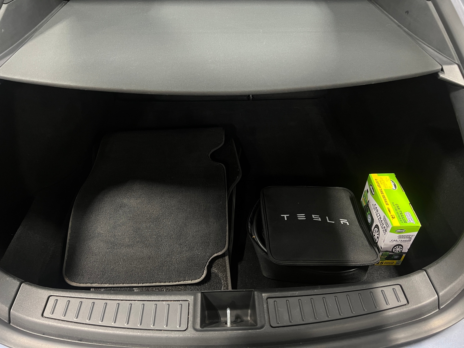 Thumbnail: 2017 Tesla Model S - 6