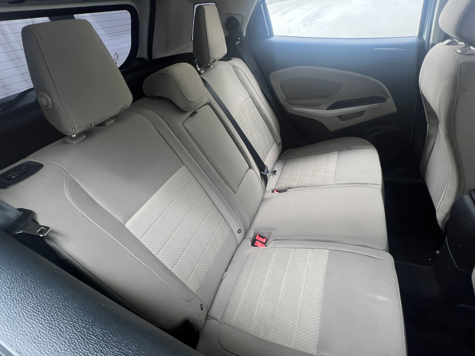 Thumbnail: 2019 Ford EcoSport - 6