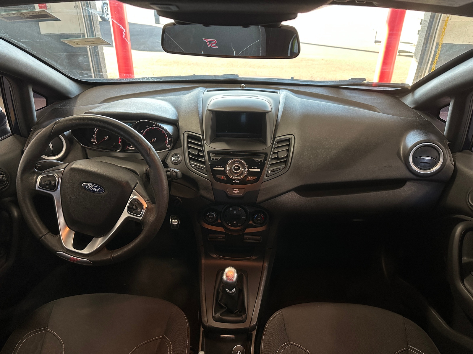 Thumbnail: 2016 Ford Fiesta - 3