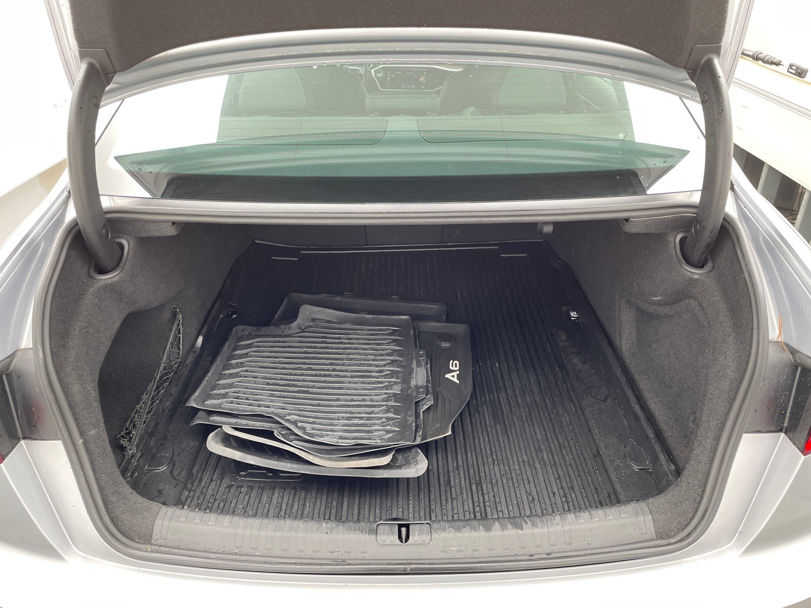 Thumbnail: 2020 Audi A6 - 6