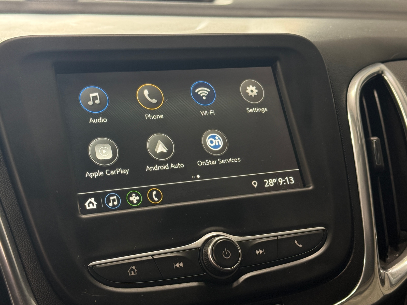 Thumbnail: 2019 Chevrolet Equinox - 4