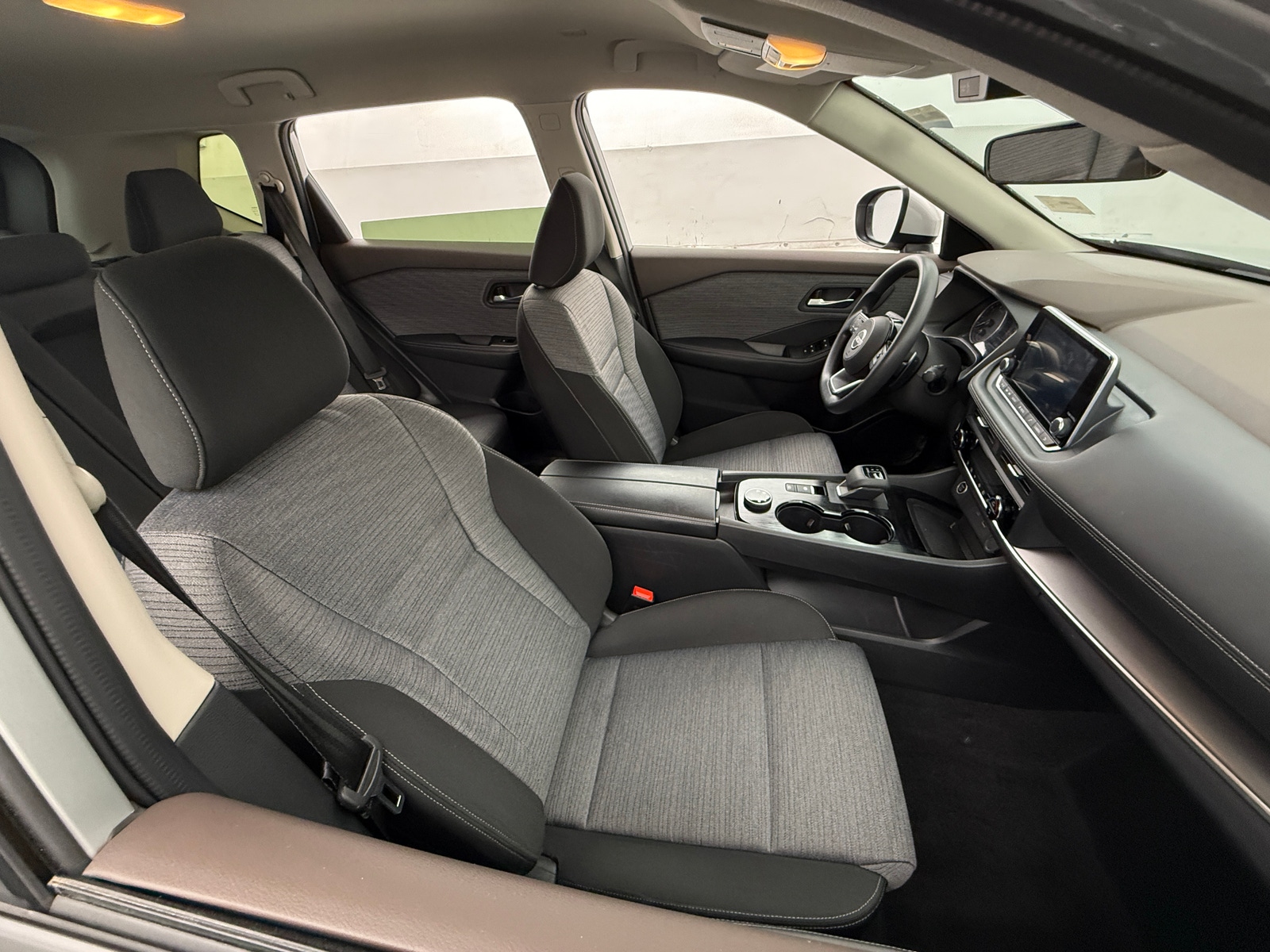 Thumbnail: 2023 Nissan Rogue - 2