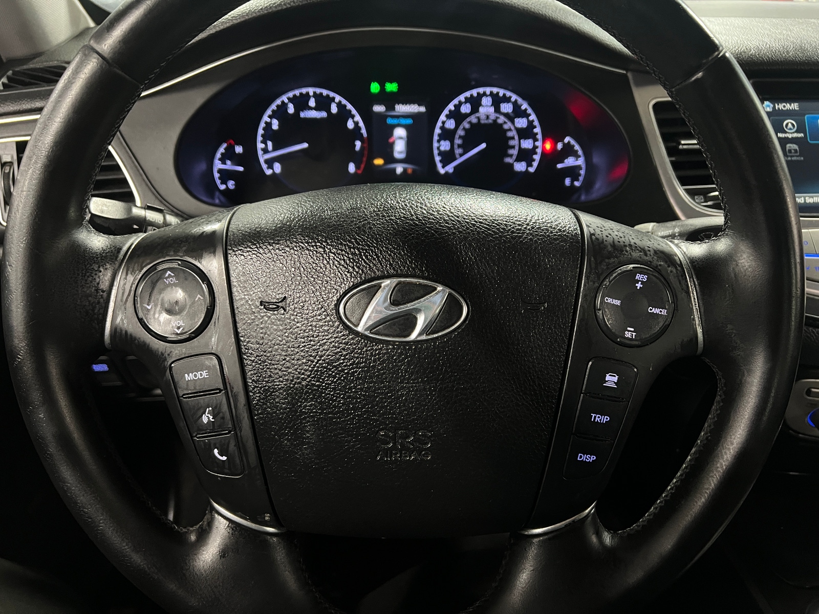 Thumbnail: 2013 Hyundai Genesis - 4