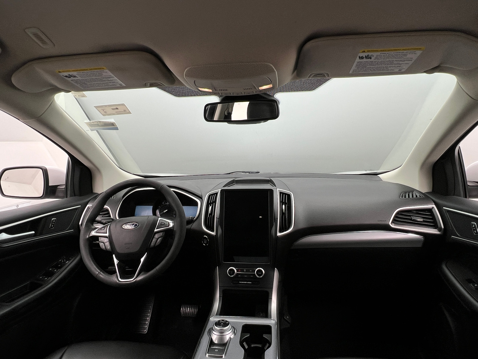 Thumbnail: 2021 Ford Edge - 2