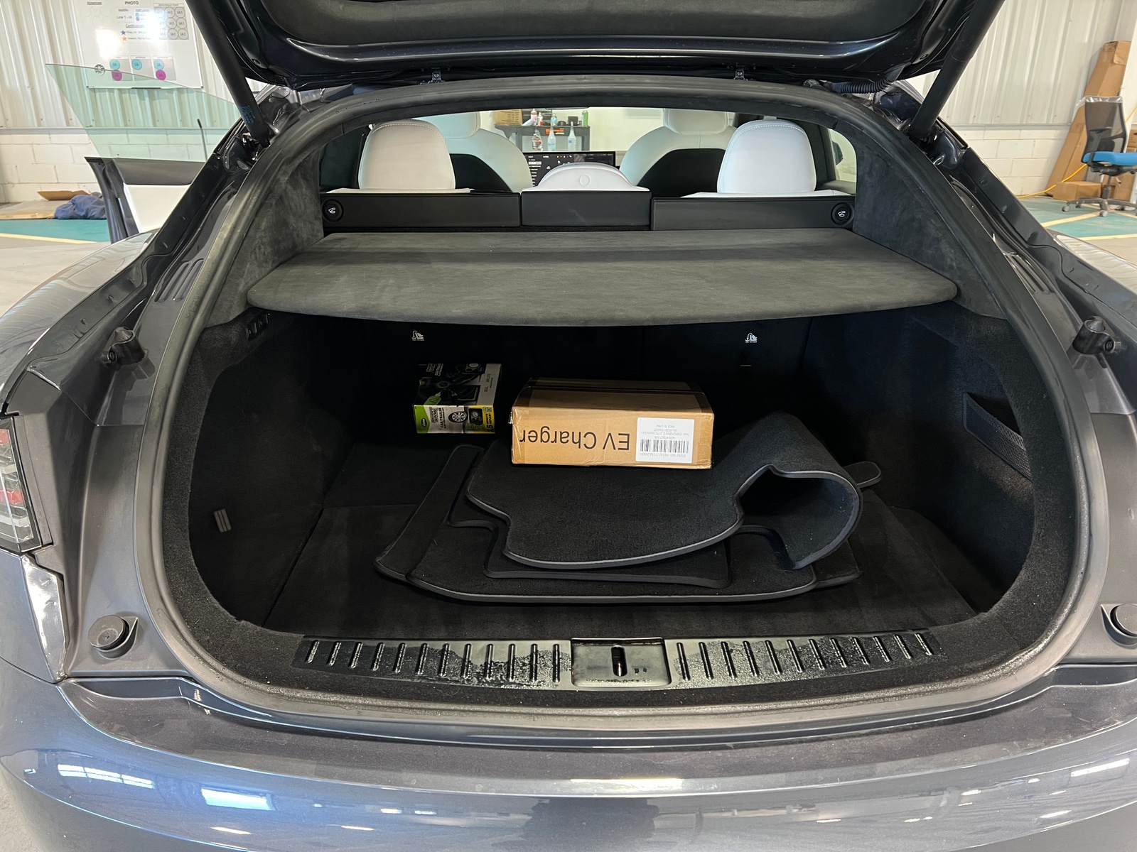 Thumbnail: 2022 Tesla Model S - 6