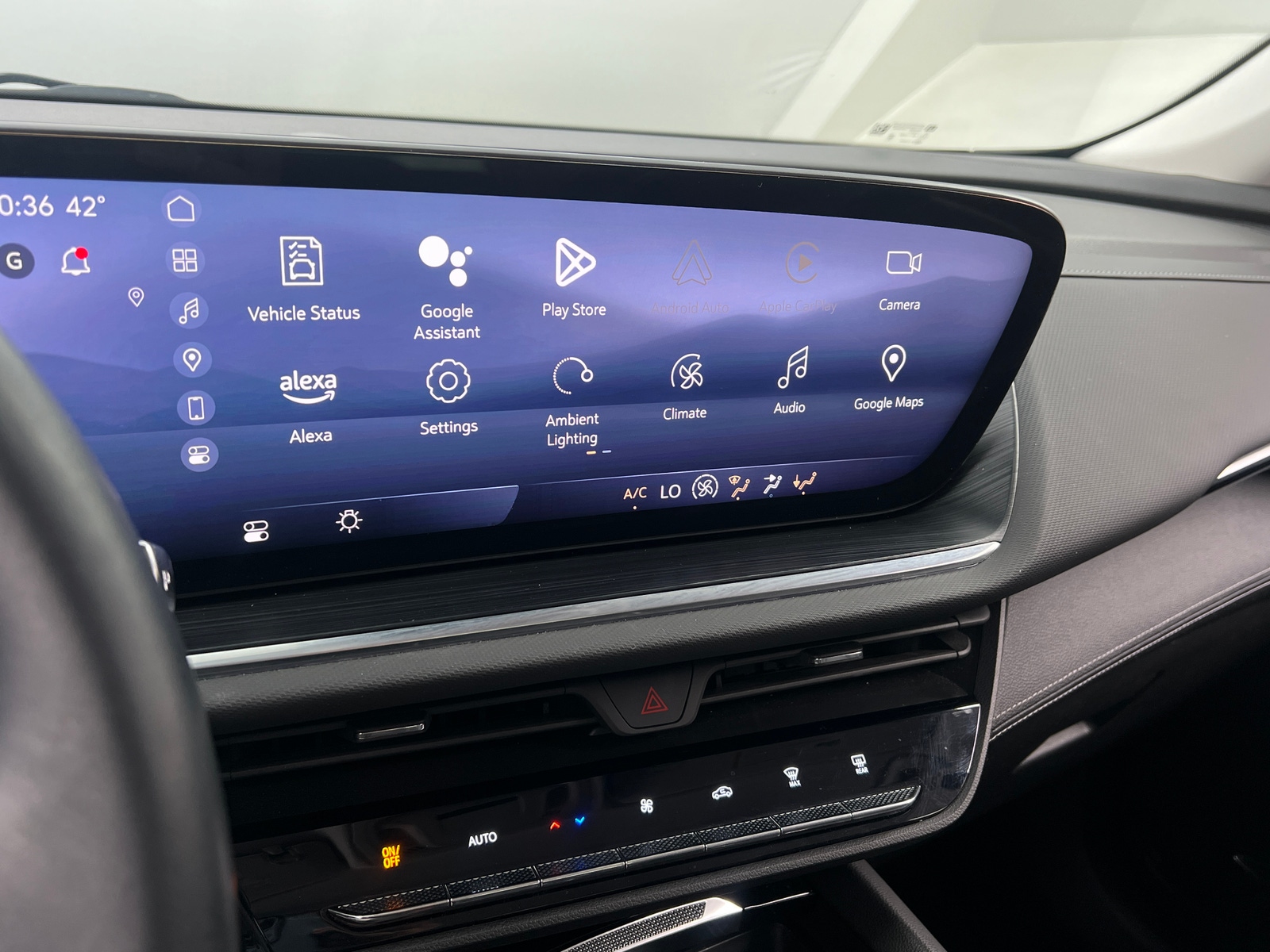 Thumbnail: 2024 Buick Envision - 3