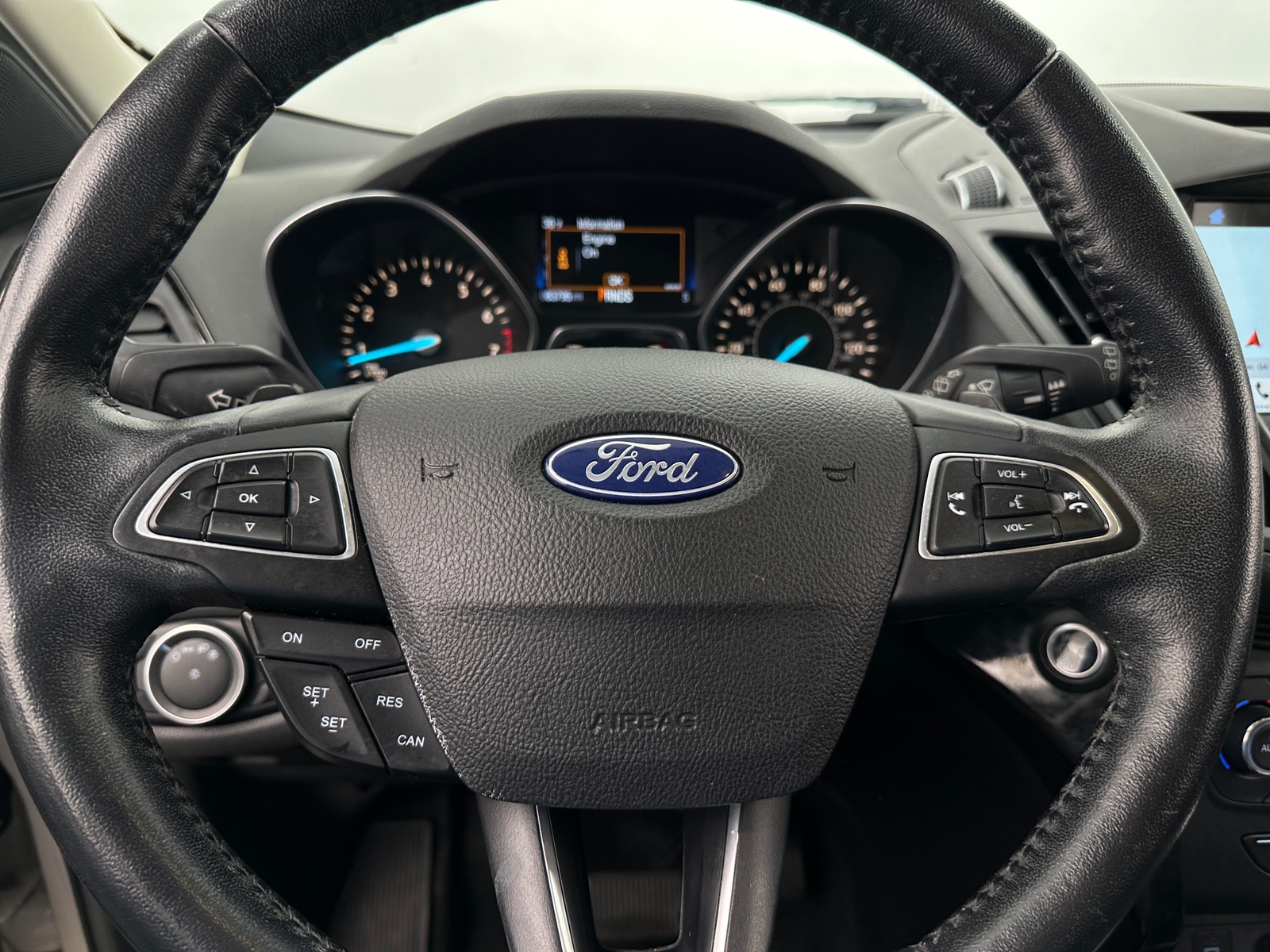 Thumbnail: 2017 Ford Escape - 4