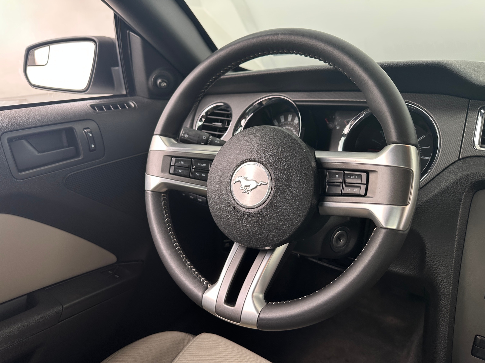 Thumbnail: 2012 Ford Mustang - 4