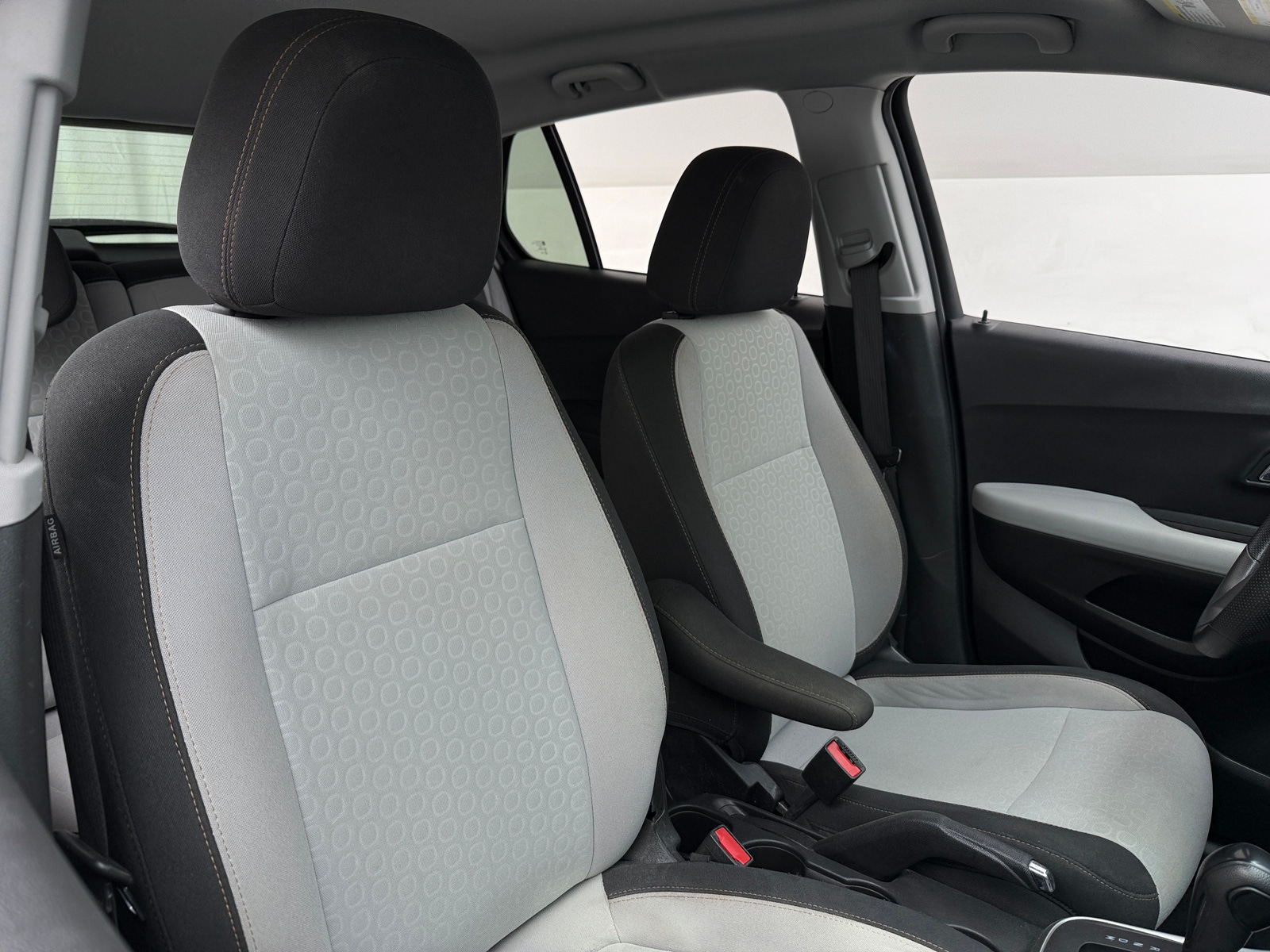 Thumbnail: 2020 Chevrolet Trax - 2