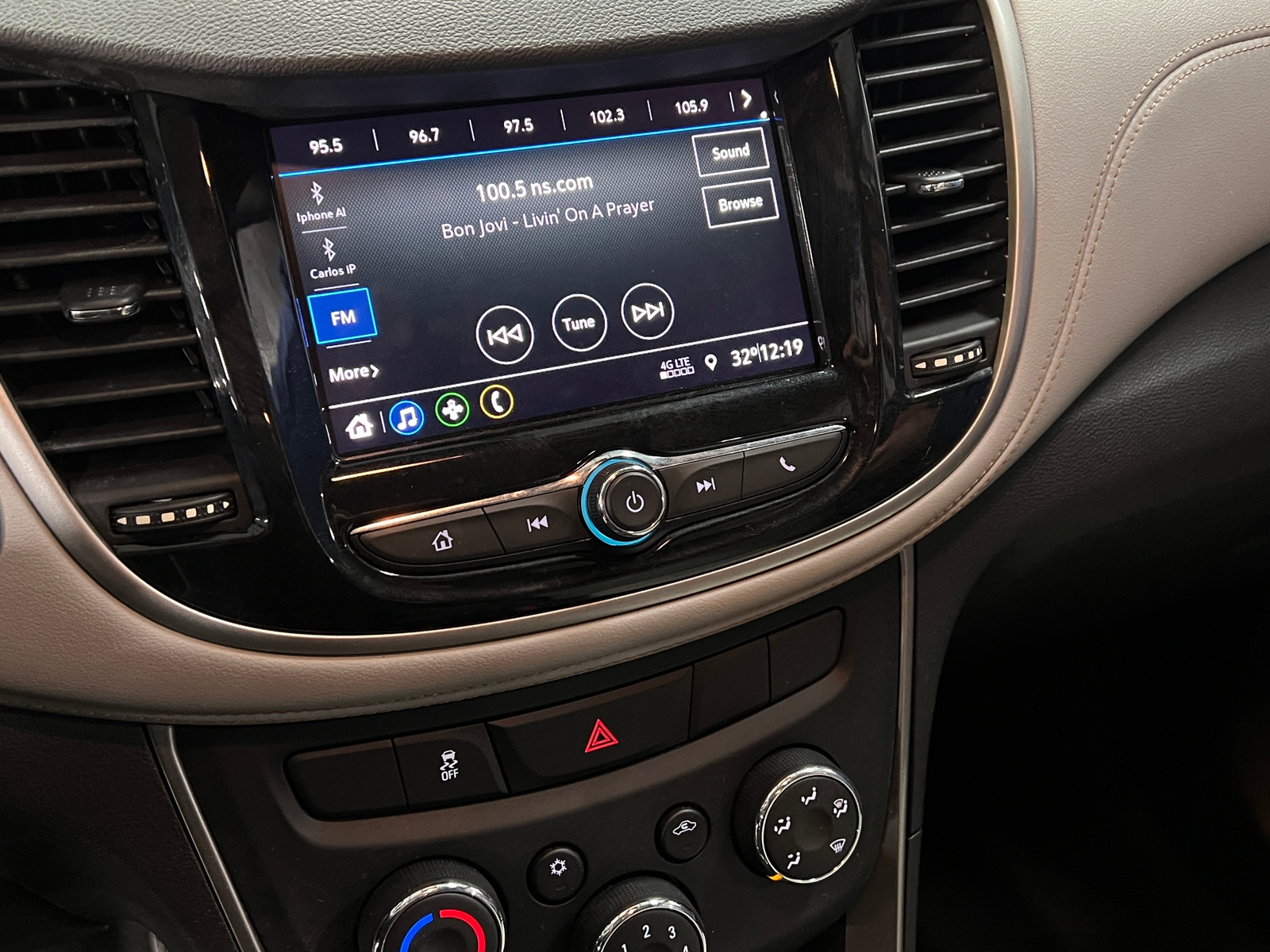 Thumbnail: 2020 Chevrolet Trax - 4