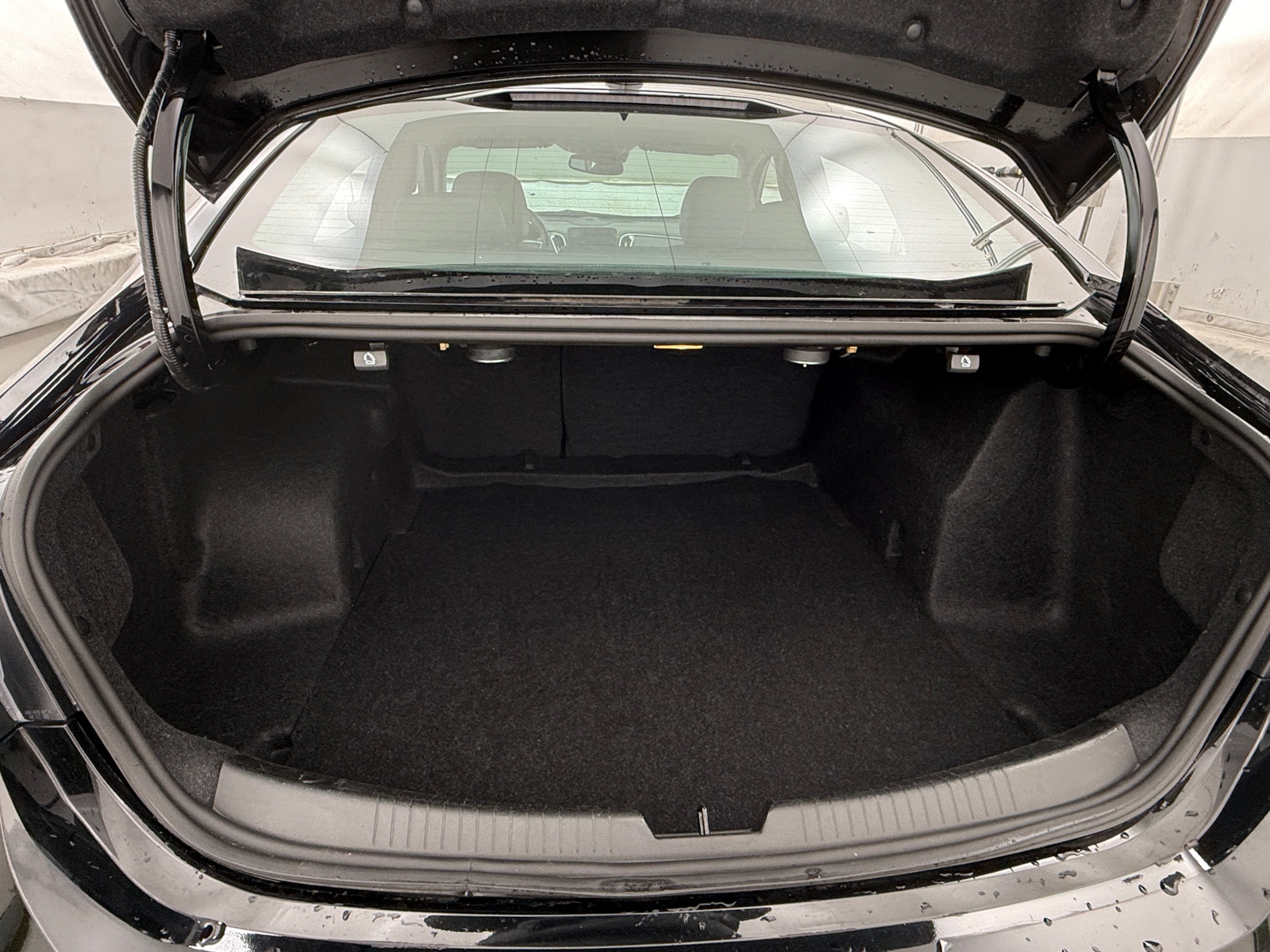 Thumbnail: 2024 Chevrolet Malibu - 6