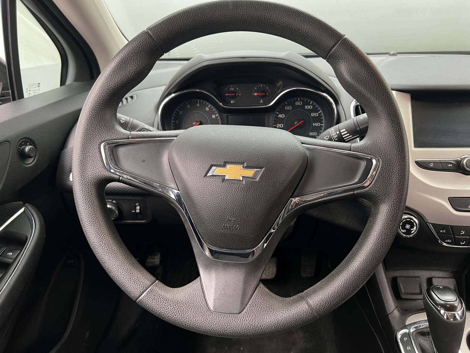 Thumbnail: 2018 Chevrolet Cruze - 5