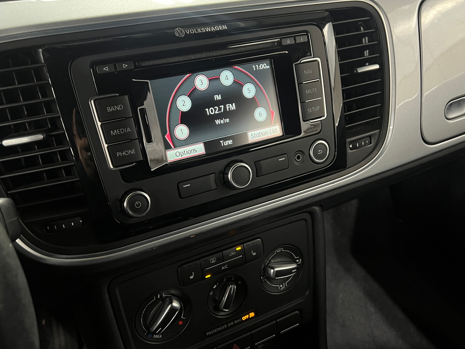 Thumbnail: 2013 Volkswagen Beetle - 3