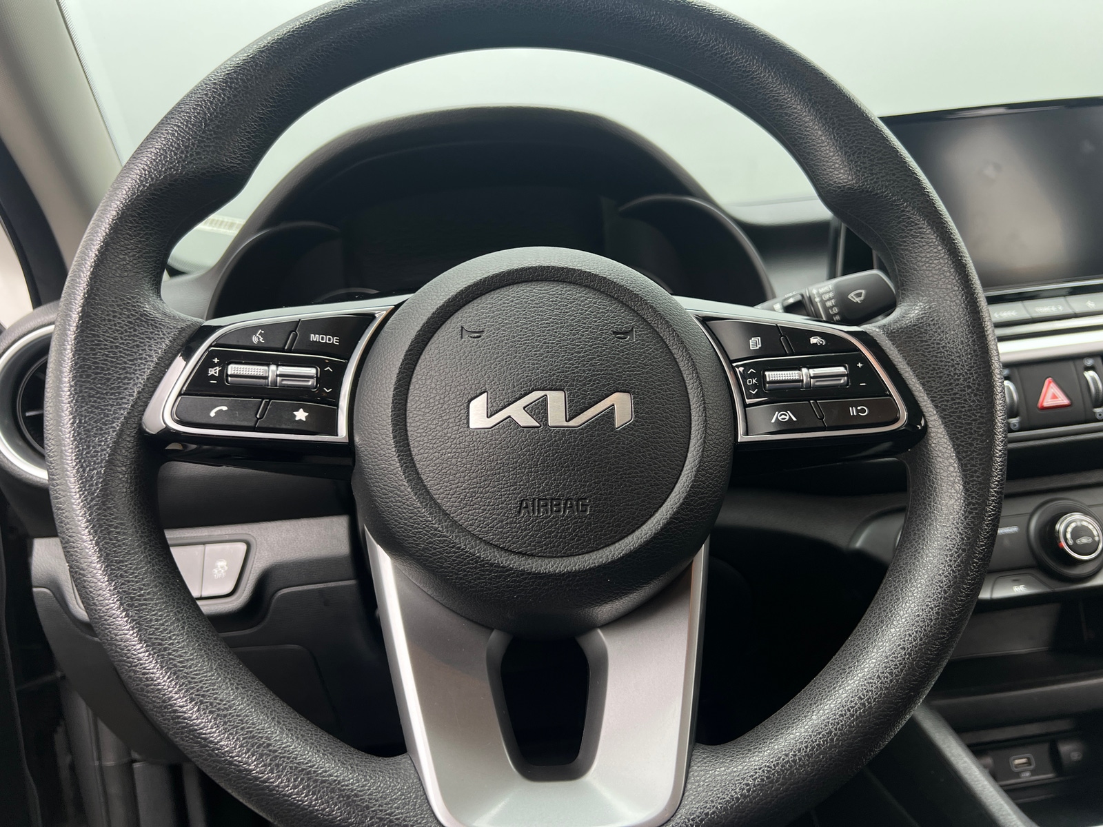 Thumbnail: 2024 Kia Forte - 5