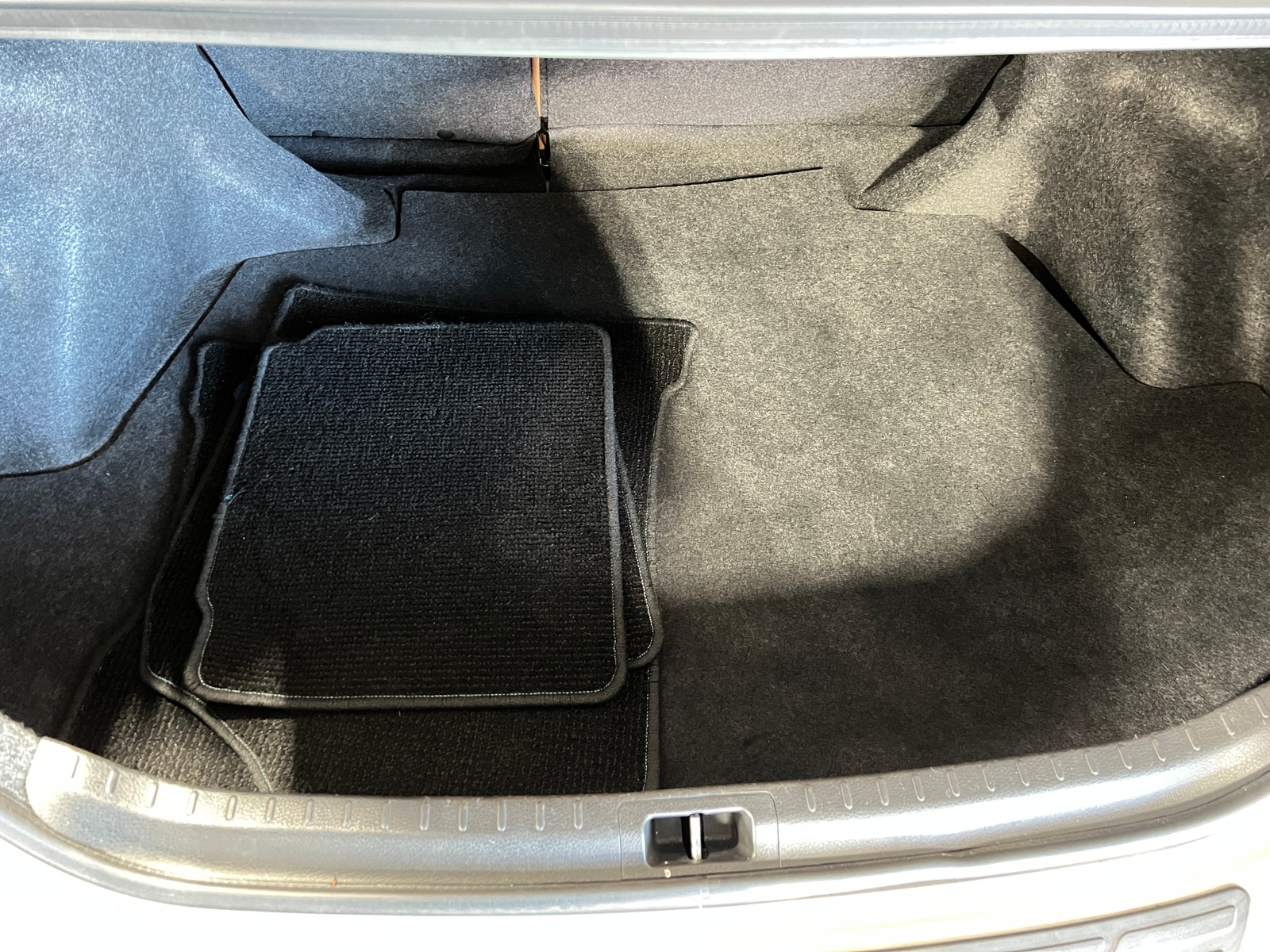 Thumbnail: 2015 Toyota Corolla - 7