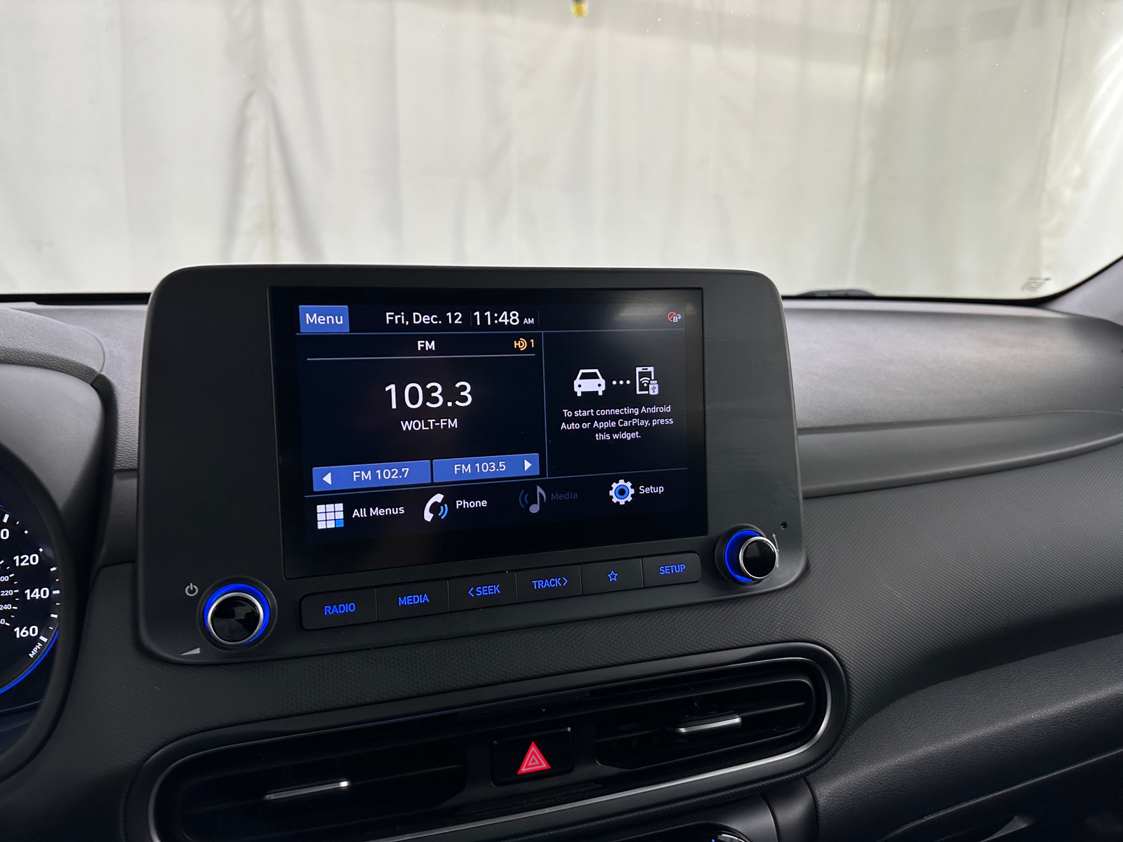 Thumbnail: 2022 Hyundai Kona - 4