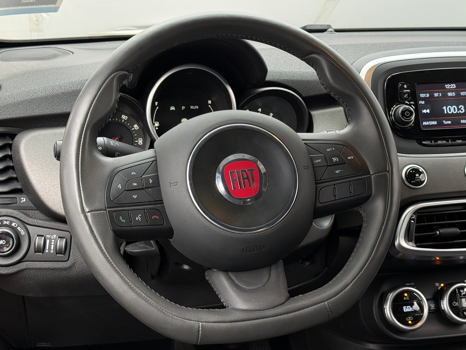 Thumbnail: 2016 Fiat 500X - 5