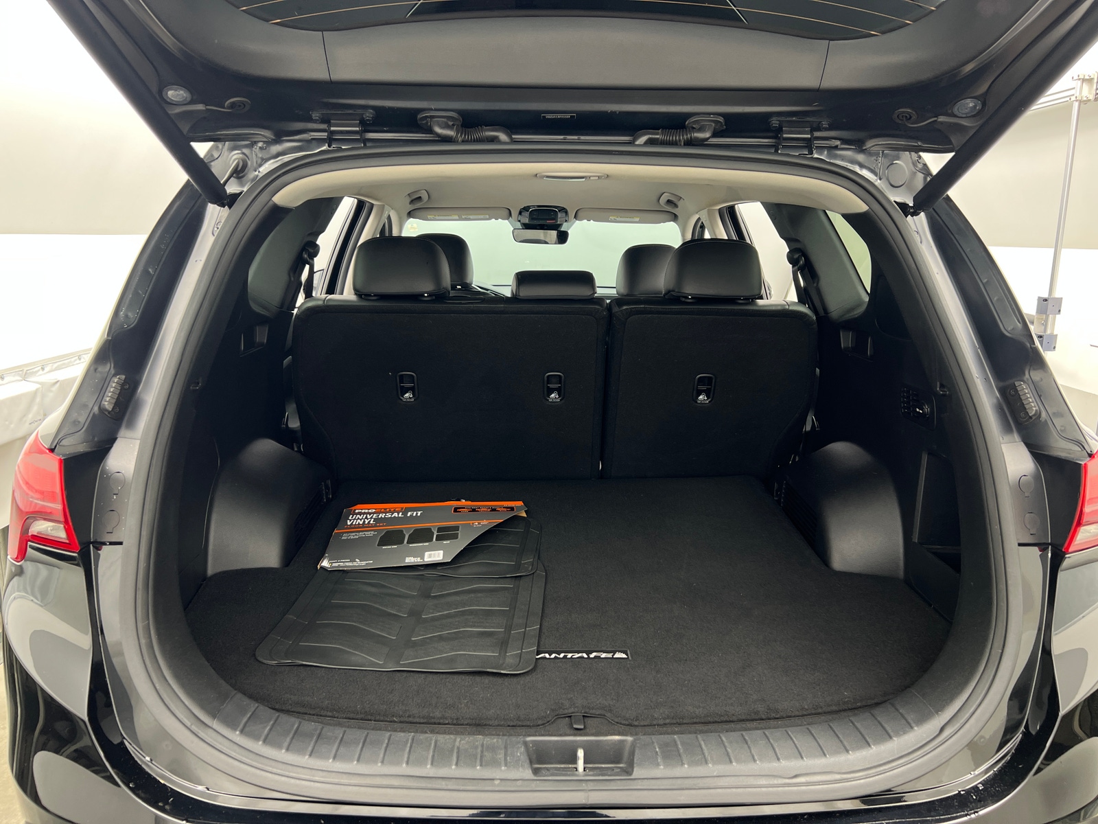 Thumbnail: 2023 Hyundai Santa Fe - 6