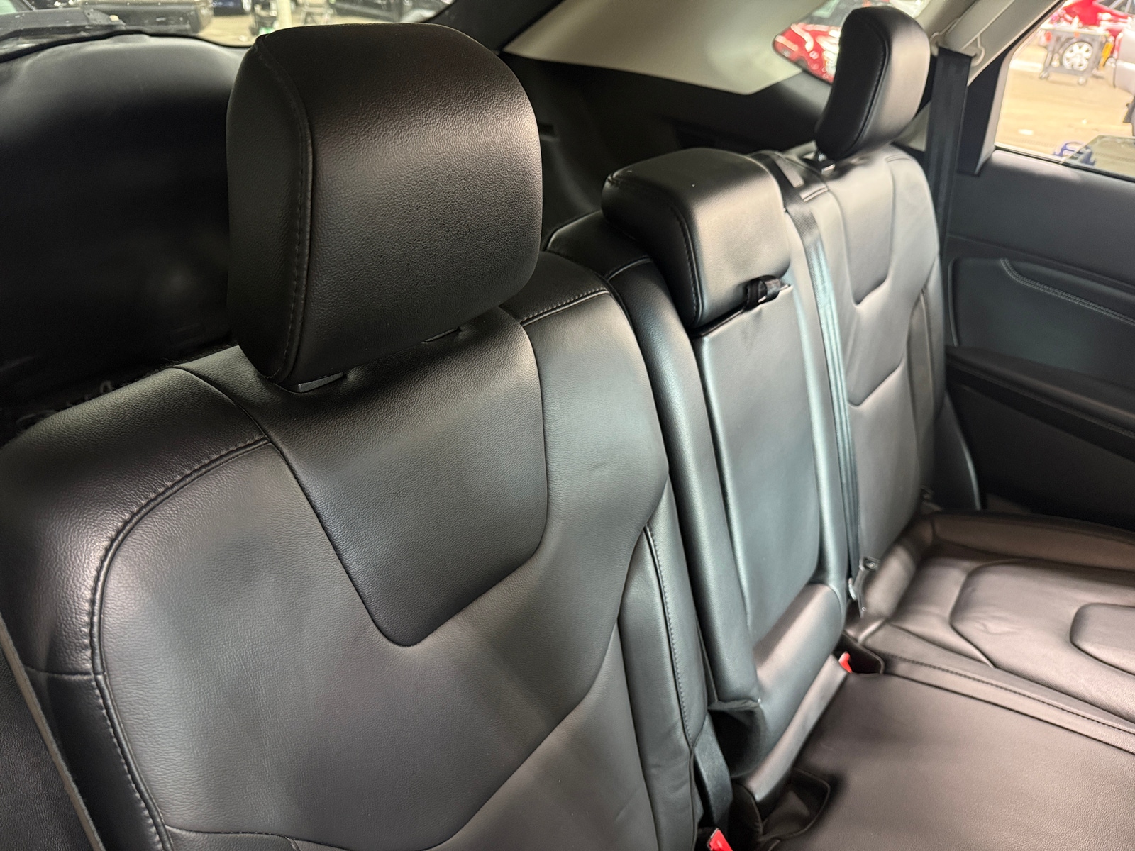 Thumbnail: 2017 Ford Edge - 5