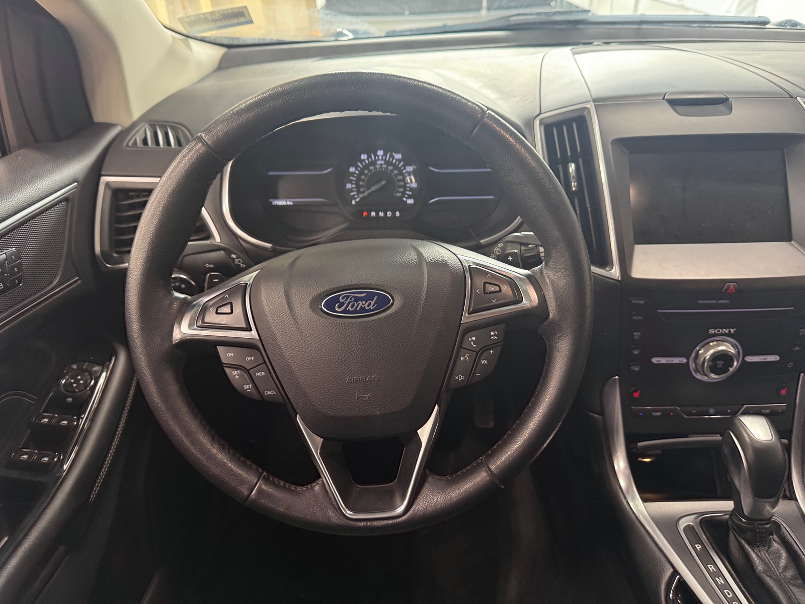 Thumbnail: 2017 Ford Edge - 4