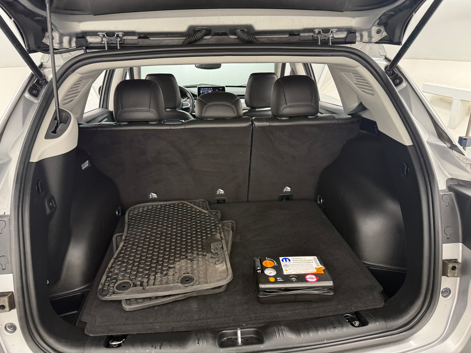 Thumbnail: 2022 Jeep Compass - 7