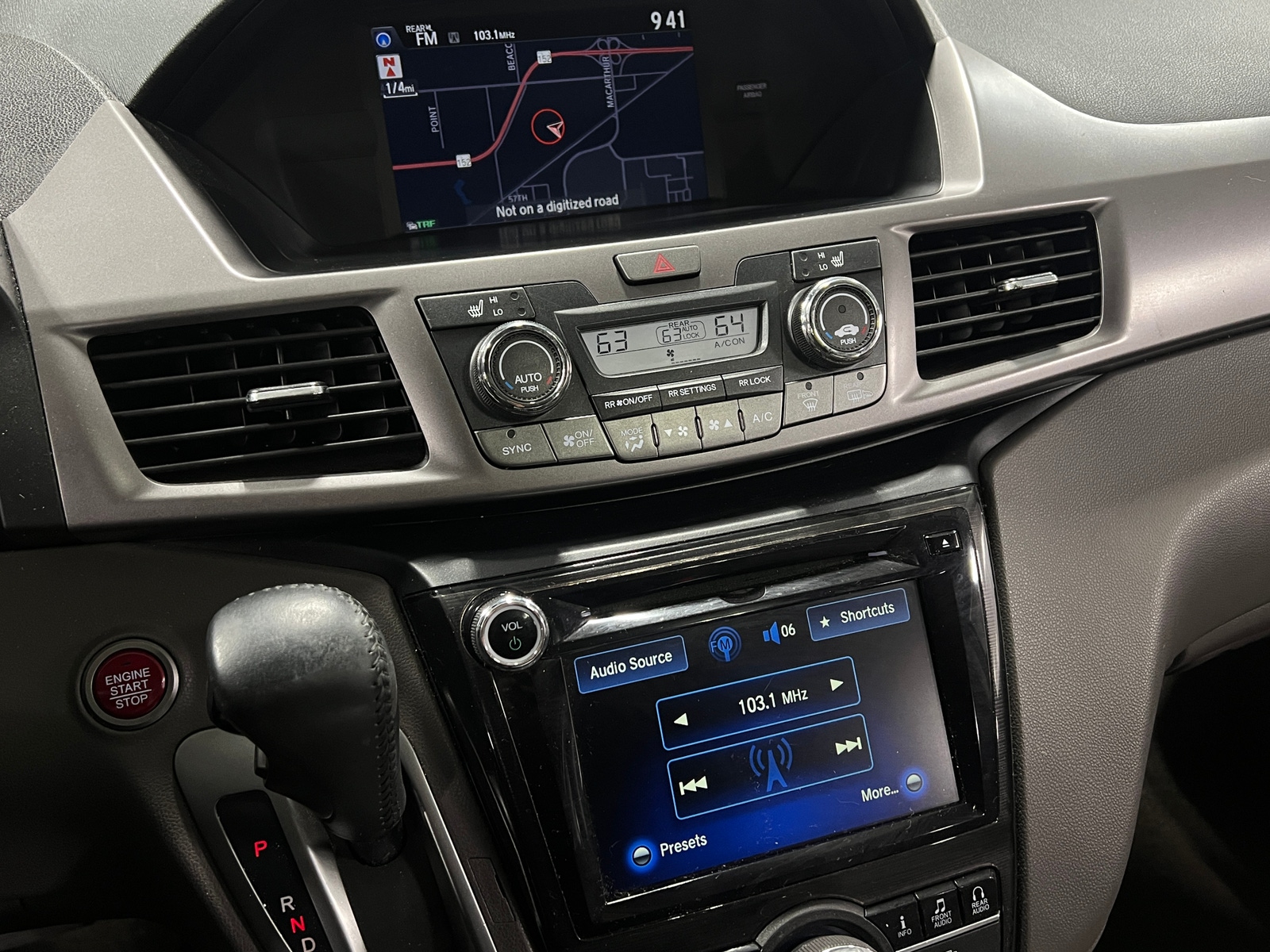 Thumbnail: 2015 Honda Odyssey - 3