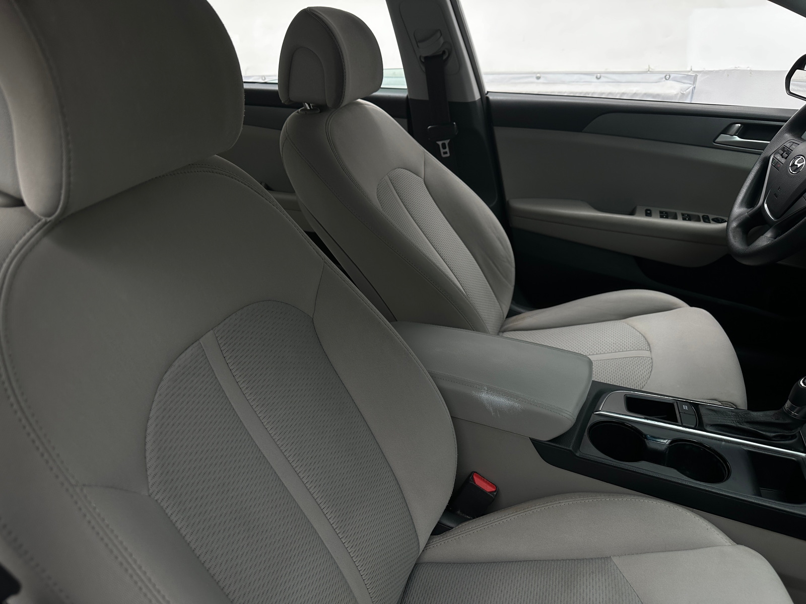 Thumbnail: 2016 Hyundai Sonata - 2