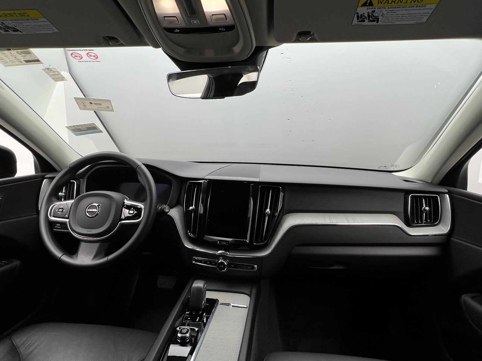 Thumbnail: 2025 Volvo XC60 - 2