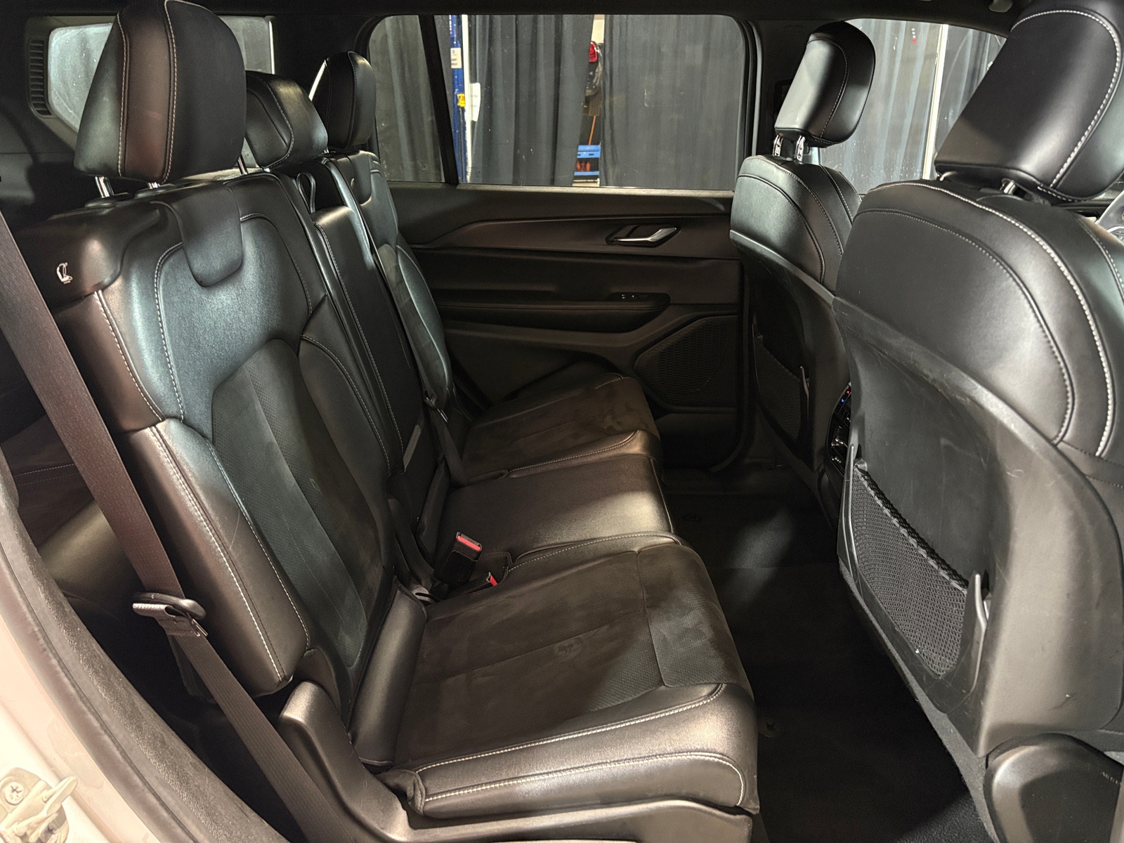 Thumbnail: 2024 Jeep Grand Cherokee L - 5