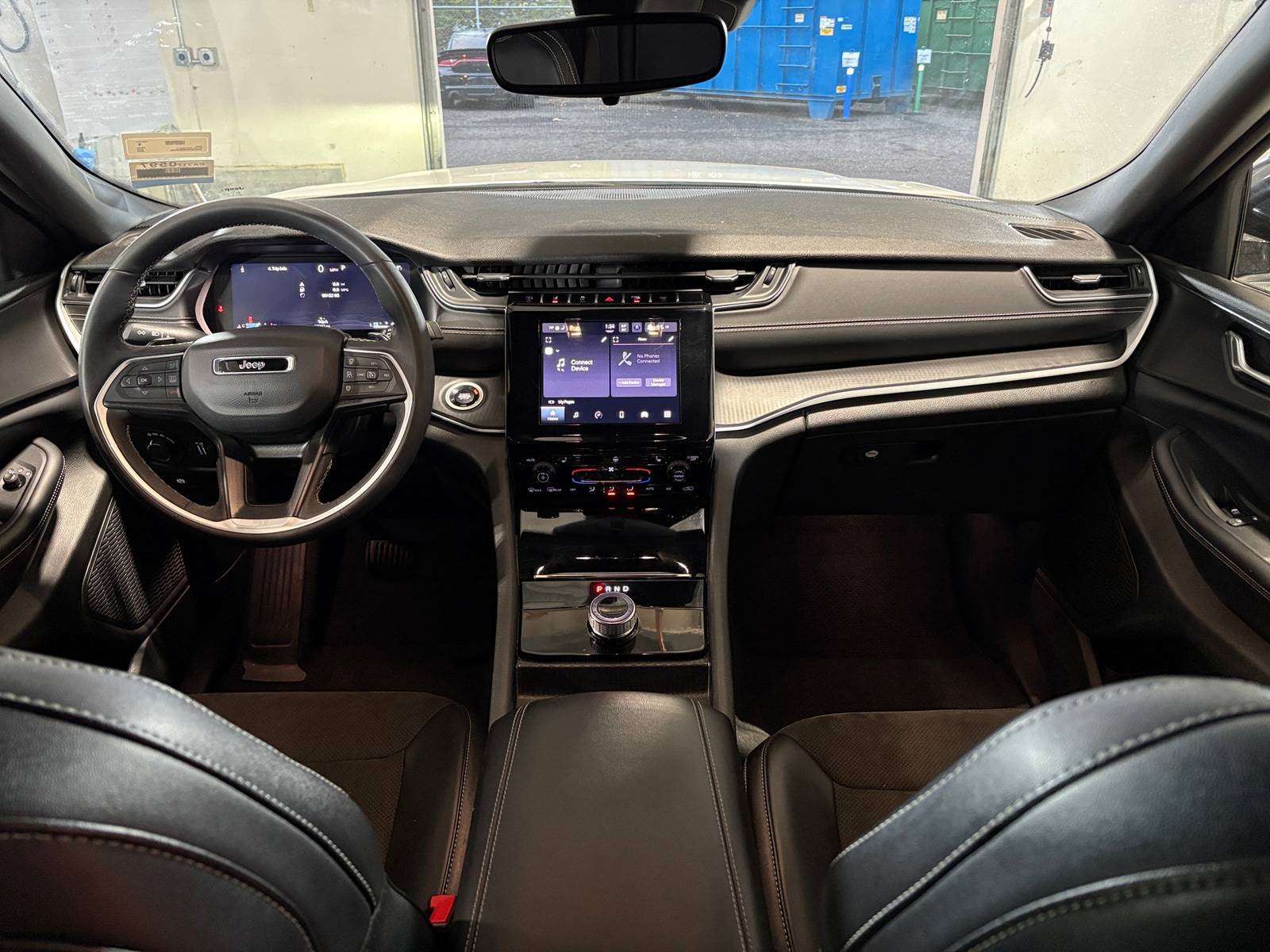 Thumbnail: 2024 Jeep Grand Cherokee L - 2