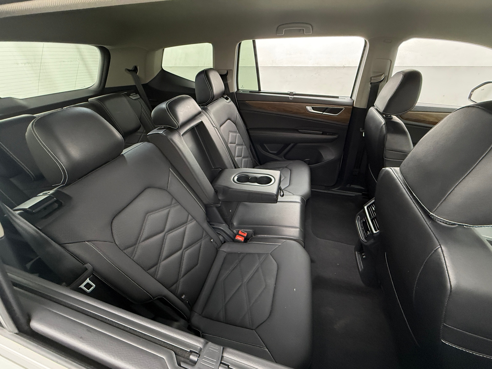 Thumbnail: 2025 Volkswagen Atlas - 5