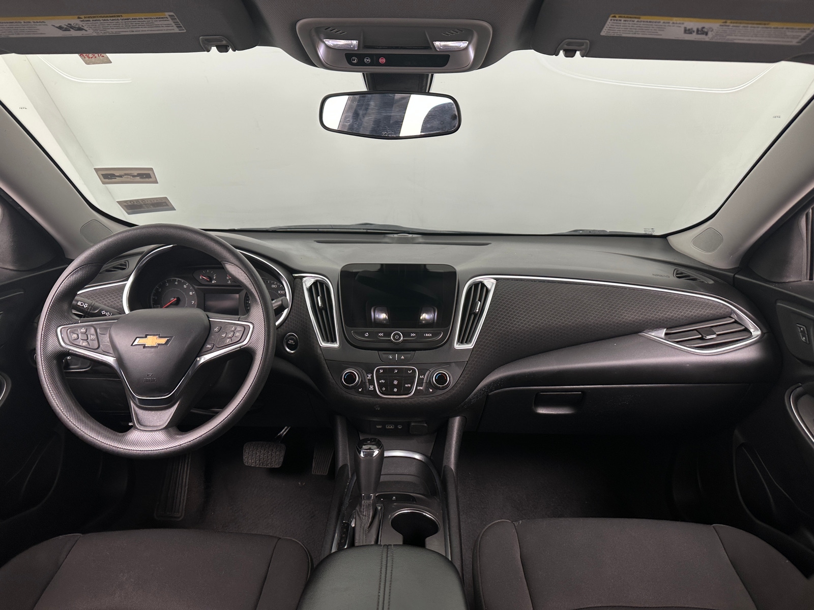 Thumbnail: 2020 Chevrolet Malibu - 3