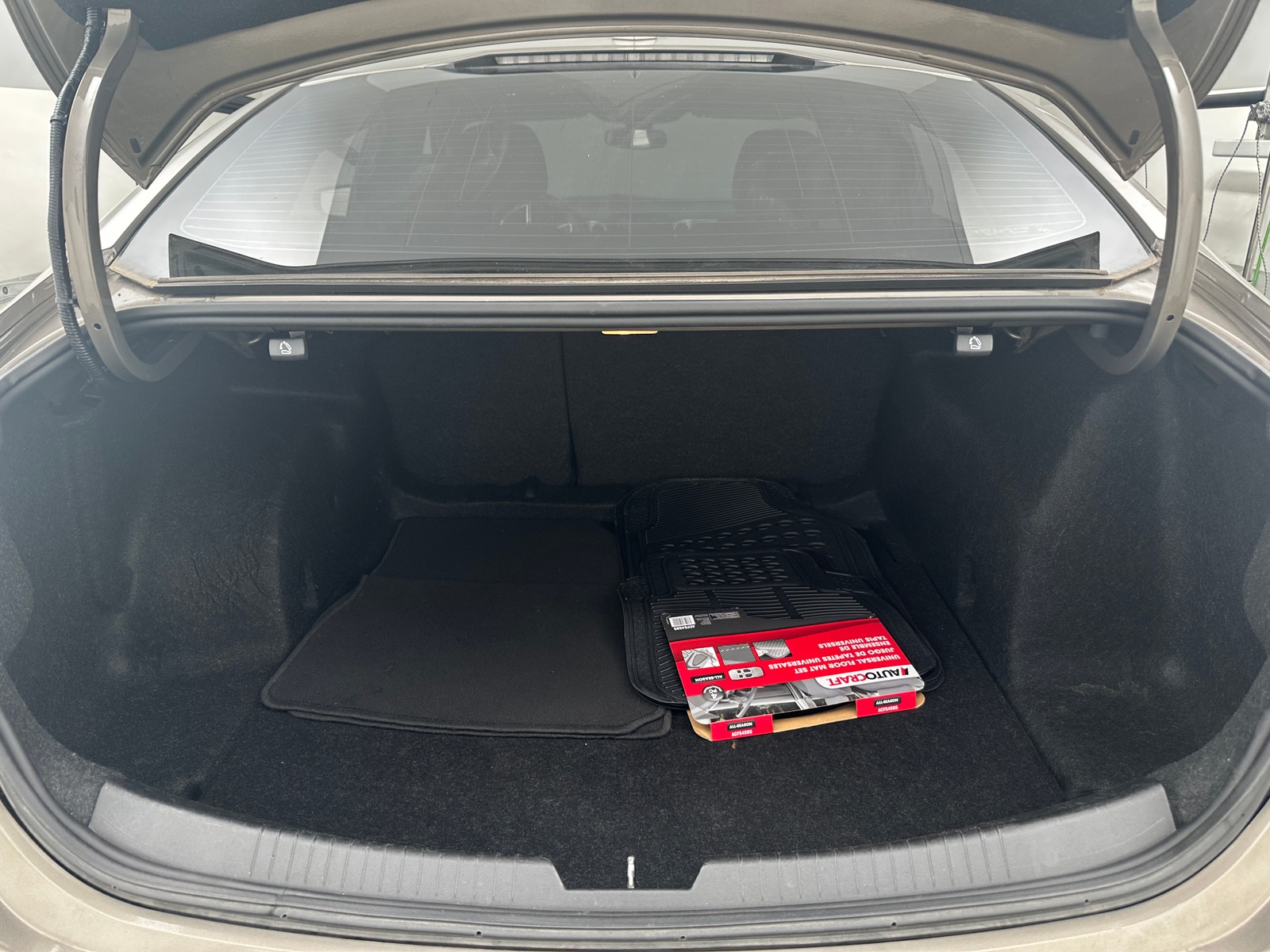 Thumbnail: 2020 Chevrolet Malibu - 7