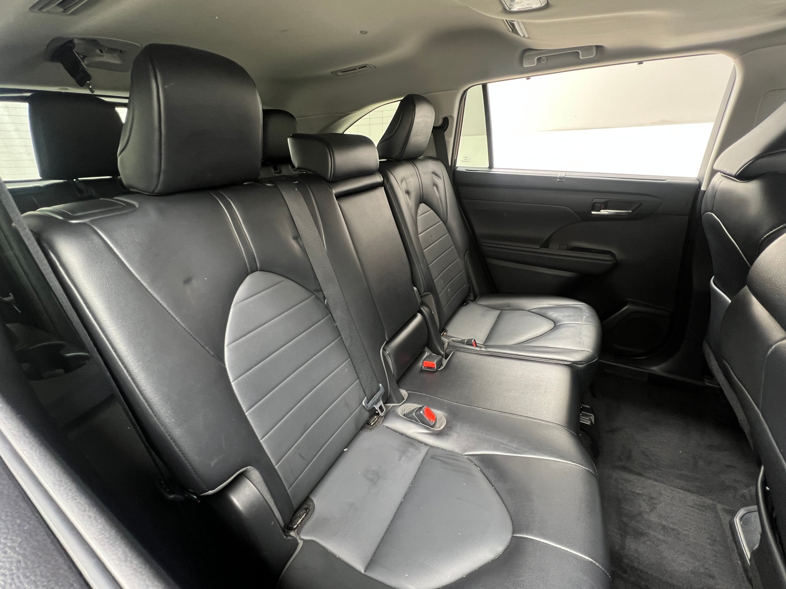 Thumbnail: 2022 Toyota Highlander - 5