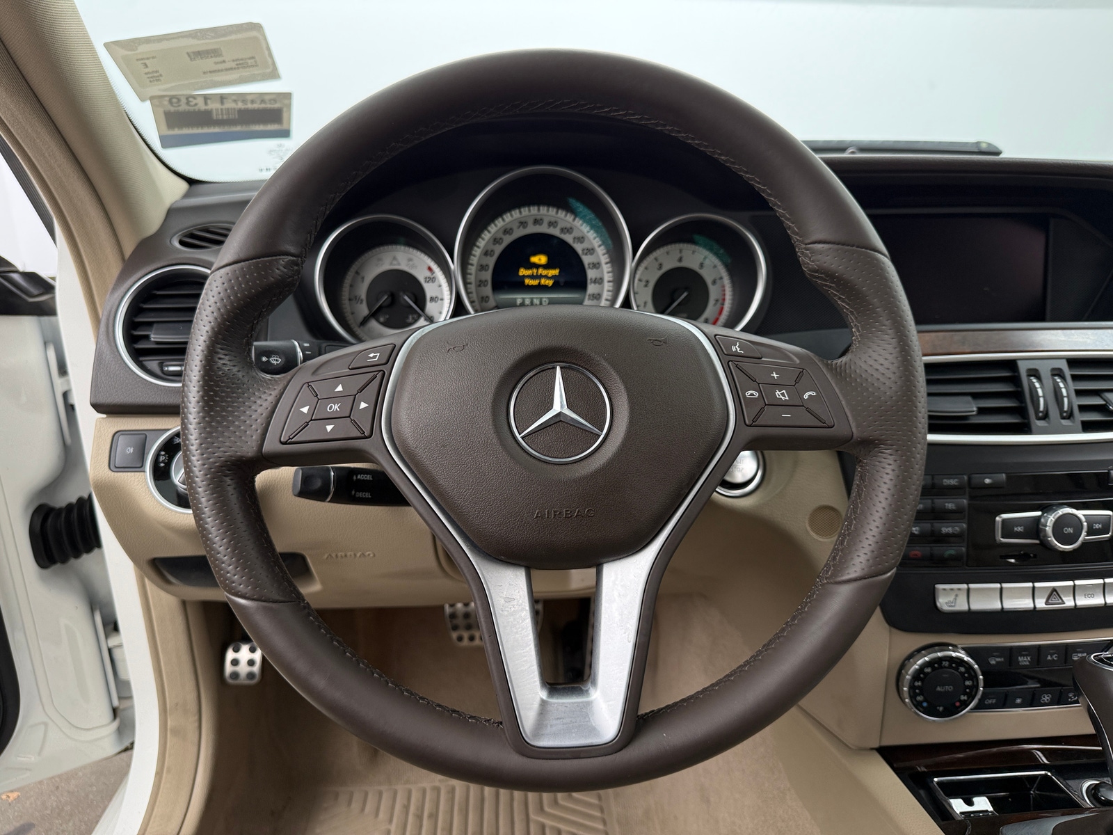Thumbnail: 2014 Mercedes-Benz C-Class - 4