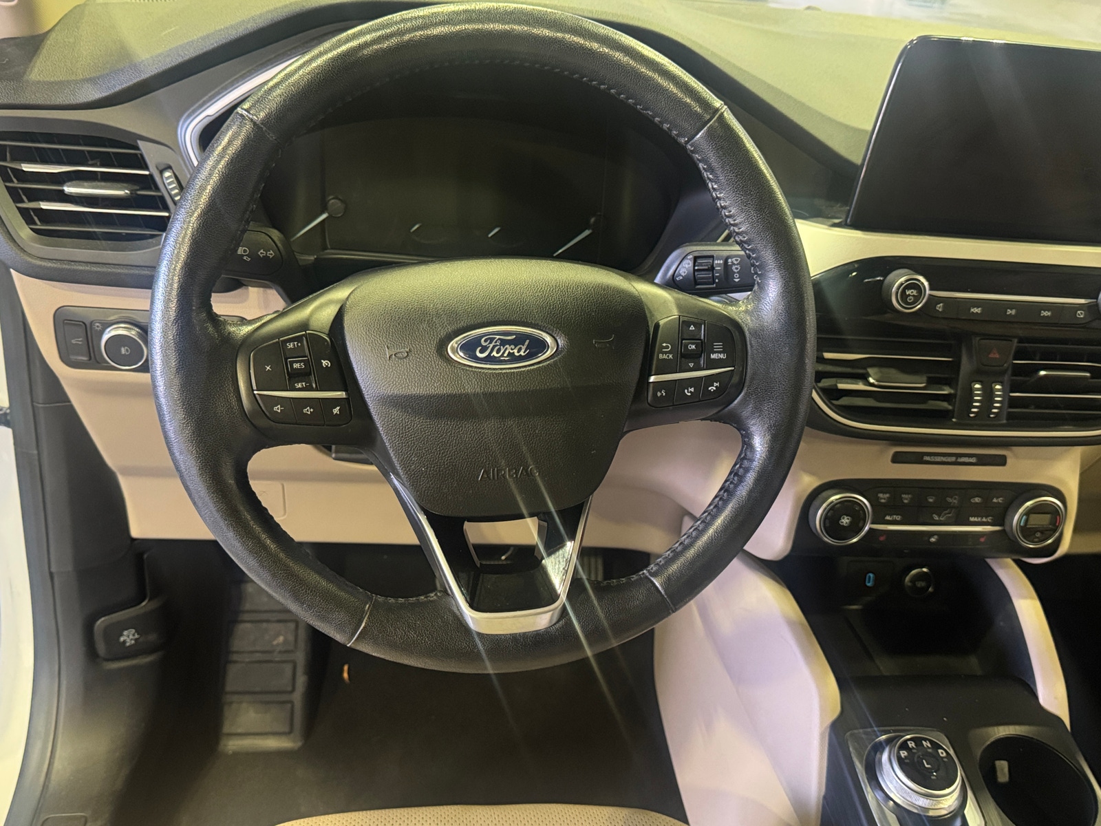 Thumbnail: 2020 Ford Escape - 4