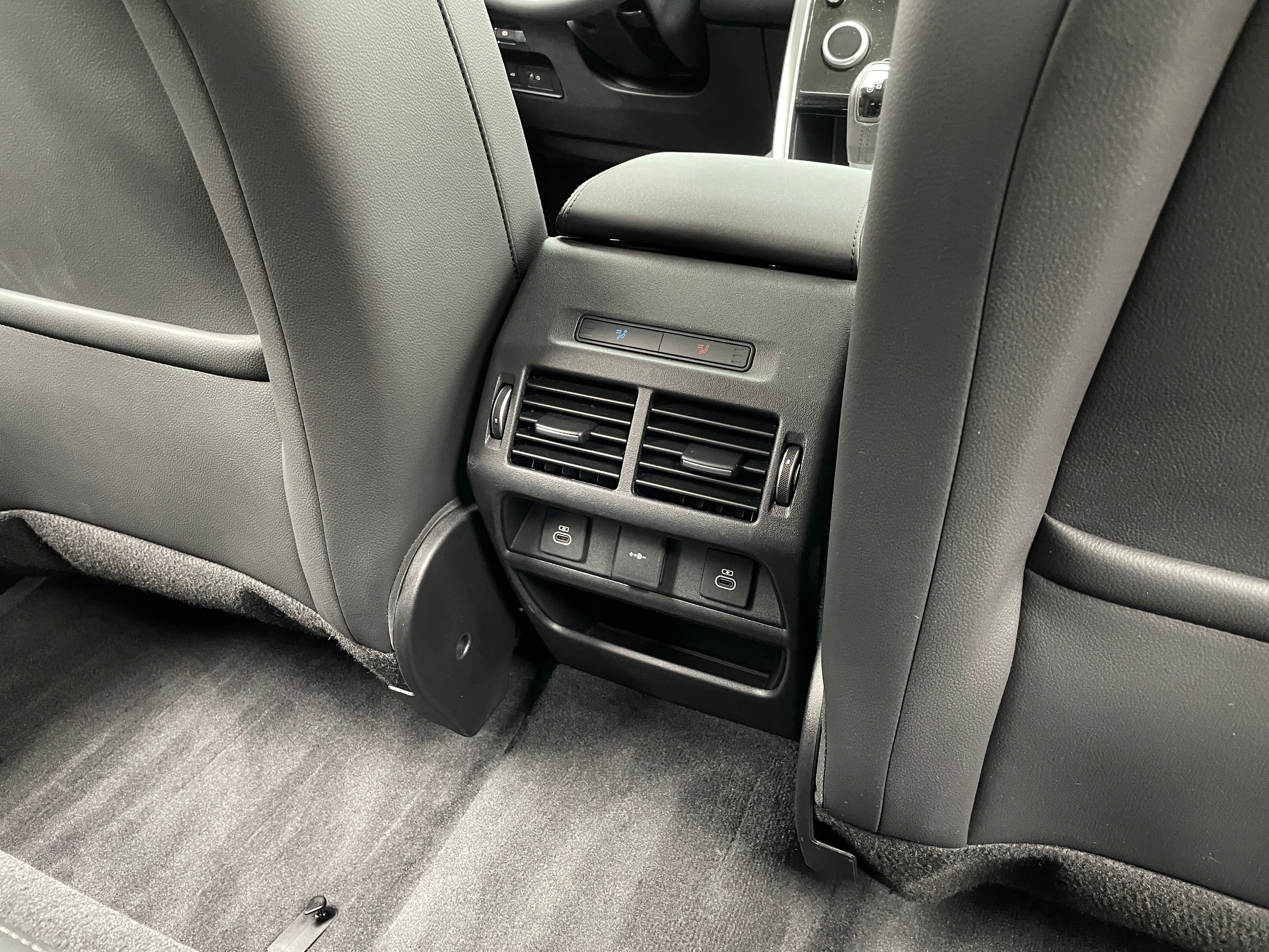 2023 Land Rover Discovery Sport